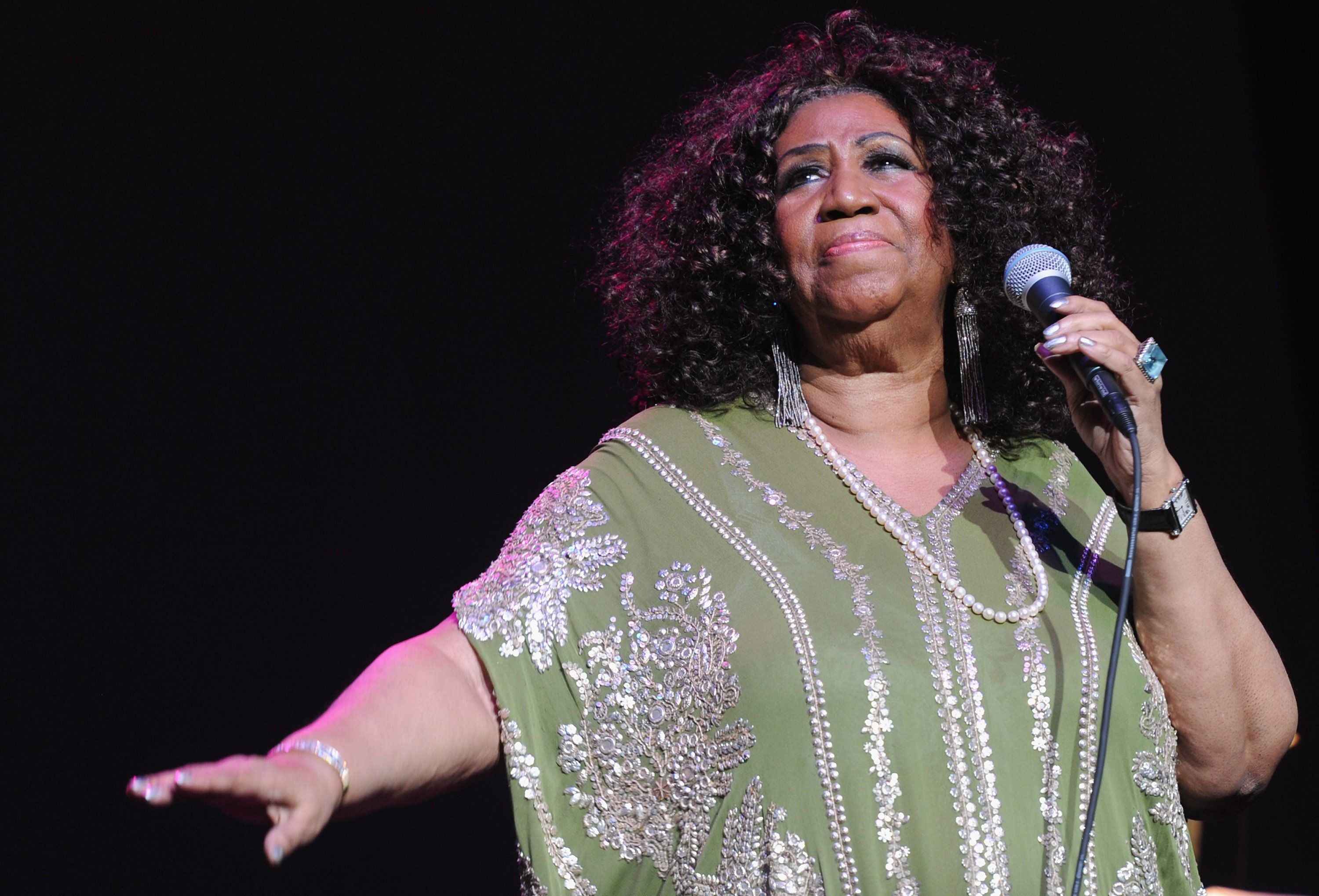 Aretha Franklin performing at the Fox Theatre in Atlanta, Georgia on March 5, 2012. | Source: Getty Images