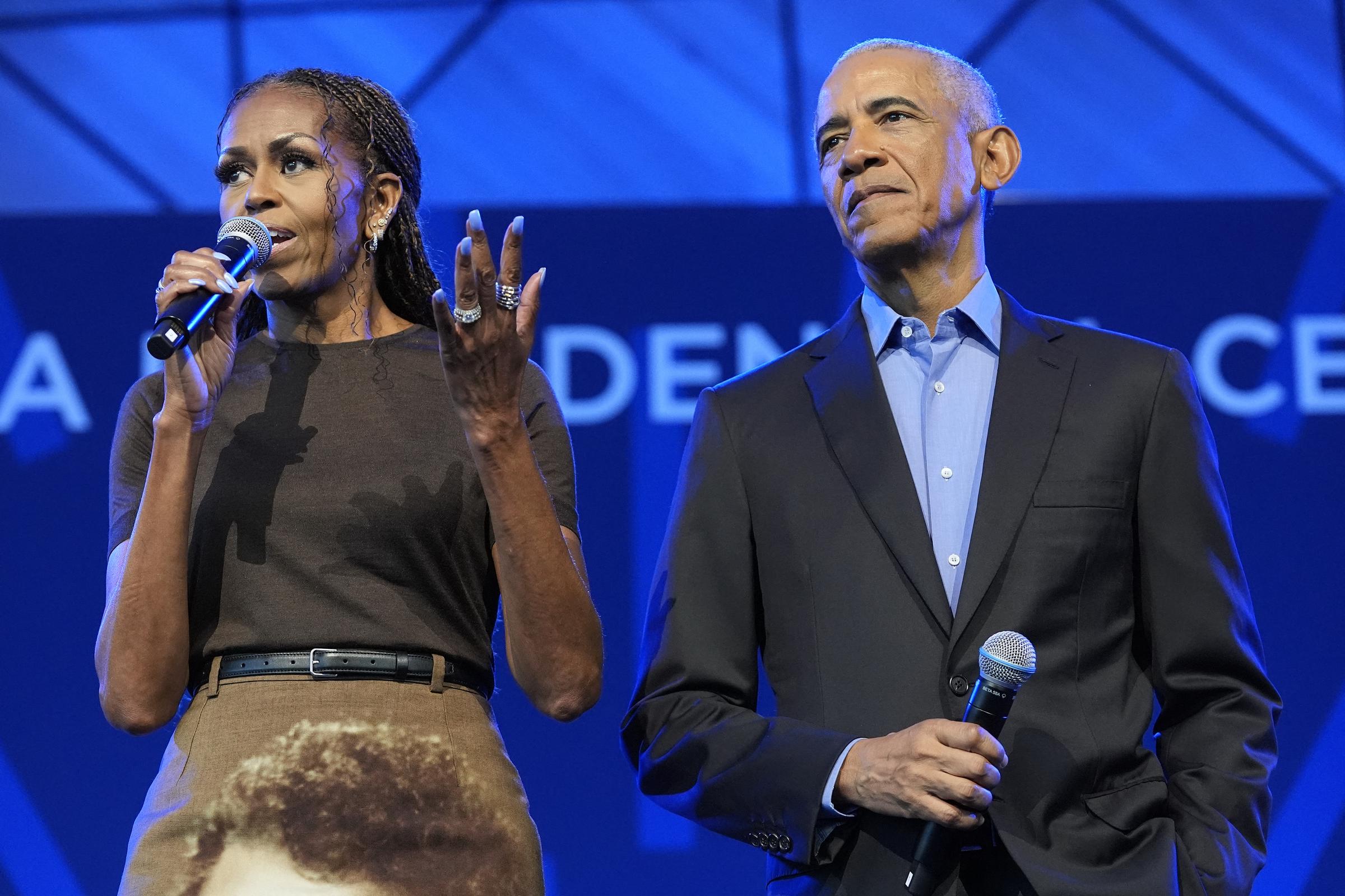 The event celebrated the people who helped bring the Obama Presidential Center to life. But Michelle's fashion tribute quietly became one of the night's most talked-about moments. | Source: Getty Images