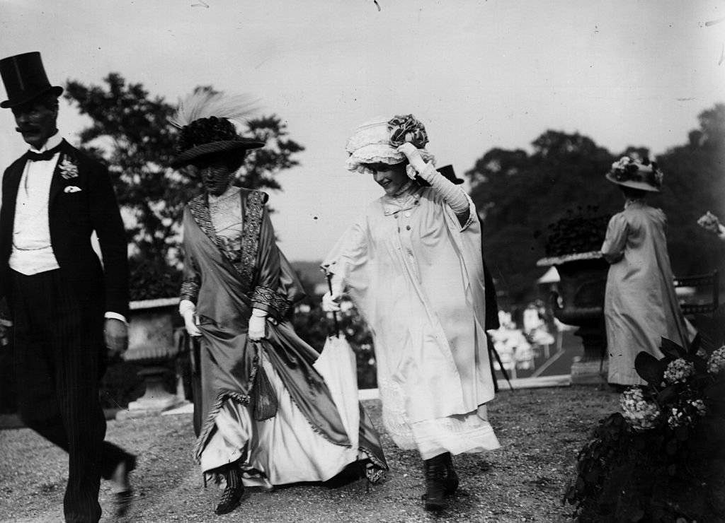 George Keppel con su esposa, la Sra. Alice Keppel y su hija Violet. | Foto: Getty Images.