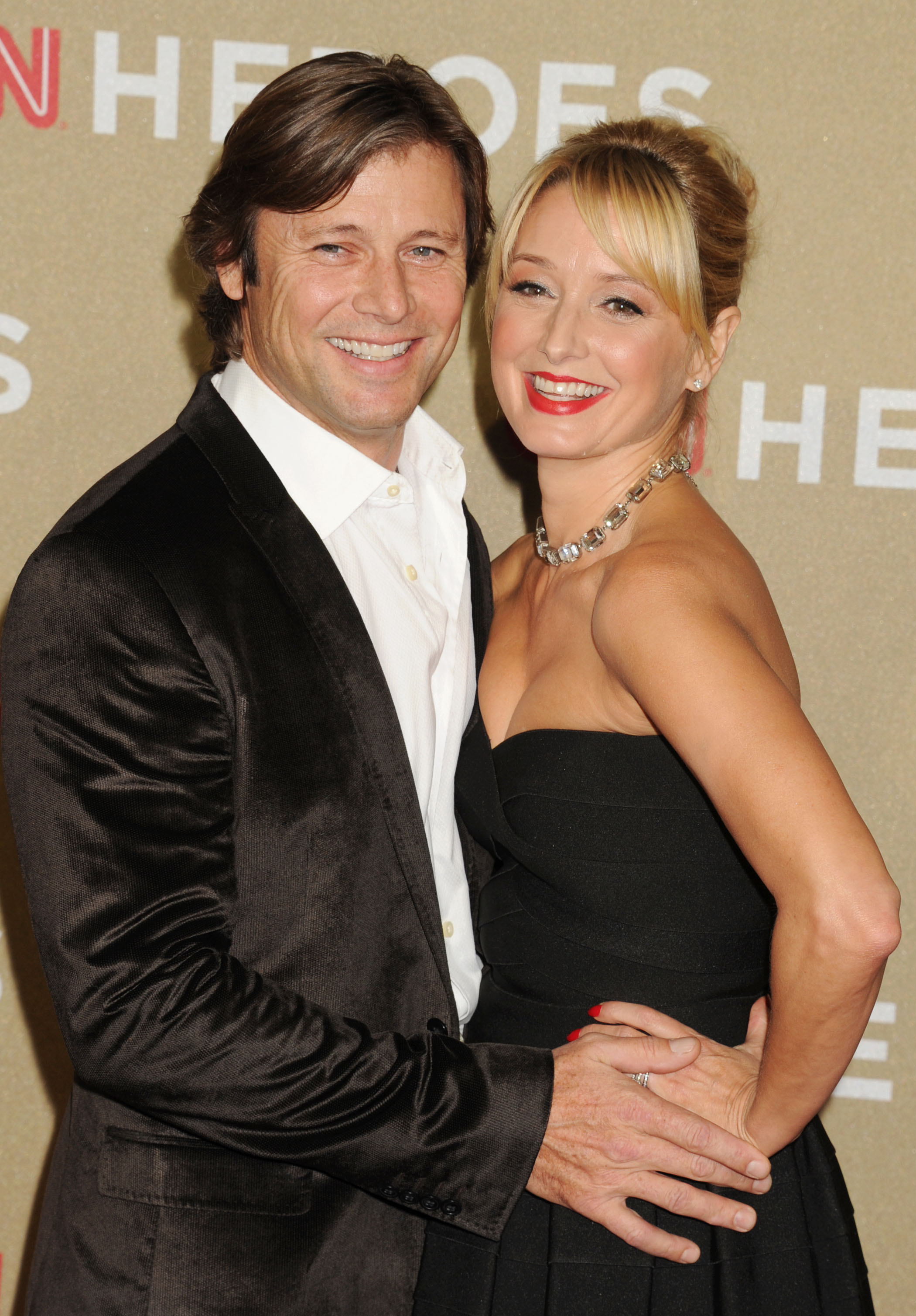 Grant Show and Katherine LaNasa attend the "CNN Heroes: An All Star Tribute" on December 2, 2012 | Source: Getty Images