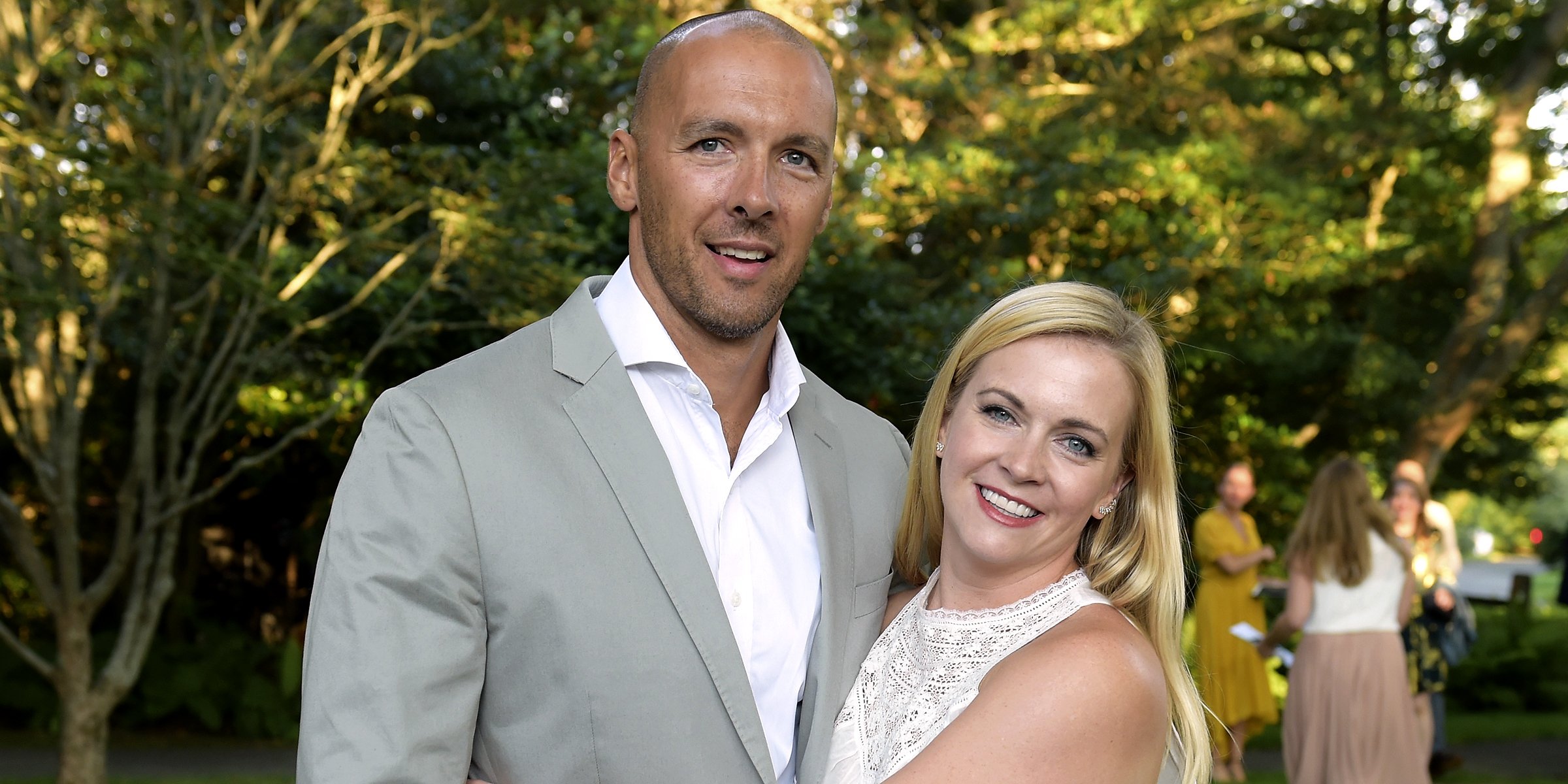Mark Wilkerson and his wife Melissa Joan Hart. | Source: Getty Images