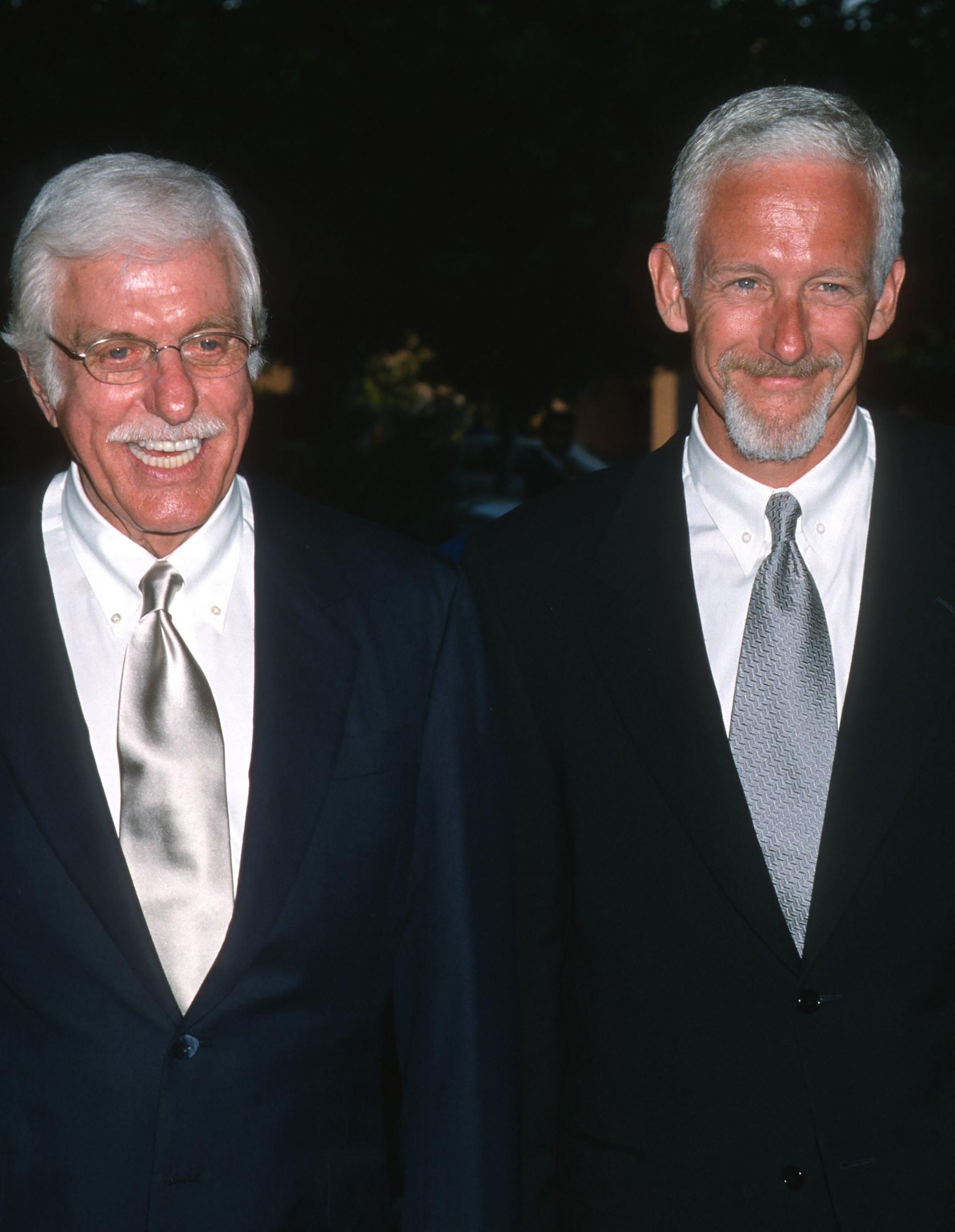 Dick and Chris Van Dyke at Summer Television Critic Association Awards Luncheon in Pasadena, California on July 15, 2000. | Source: Ron Galella, Ltd./Ron Galella Collection/Getty Images