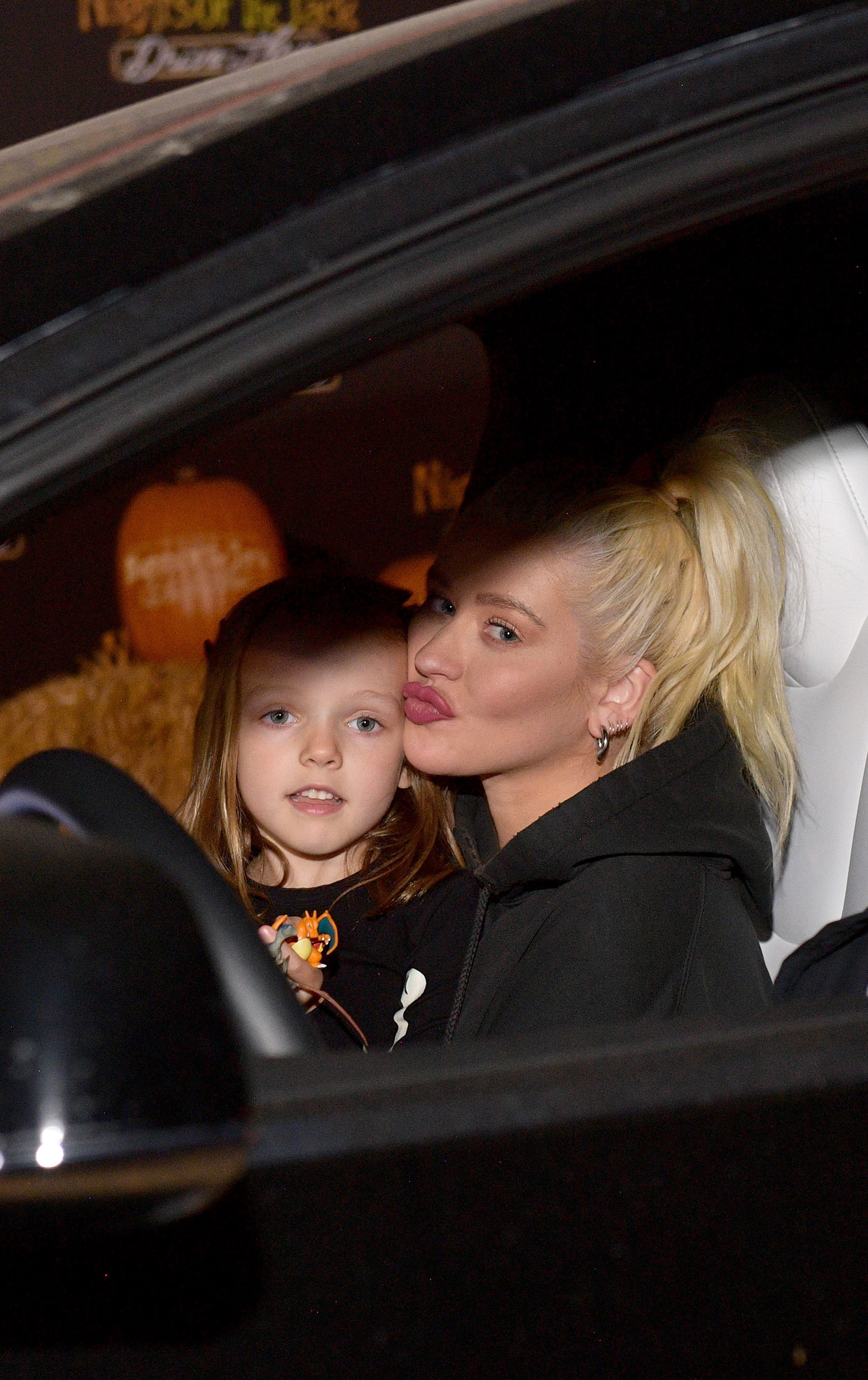 Summer Rain Rutler and Christina Aguilera attend Nights of the Jack Friends & Family Night 2020 at King Gillette Ranch in Calabasas, California, on September 30, 2020 | Source: Getty Images