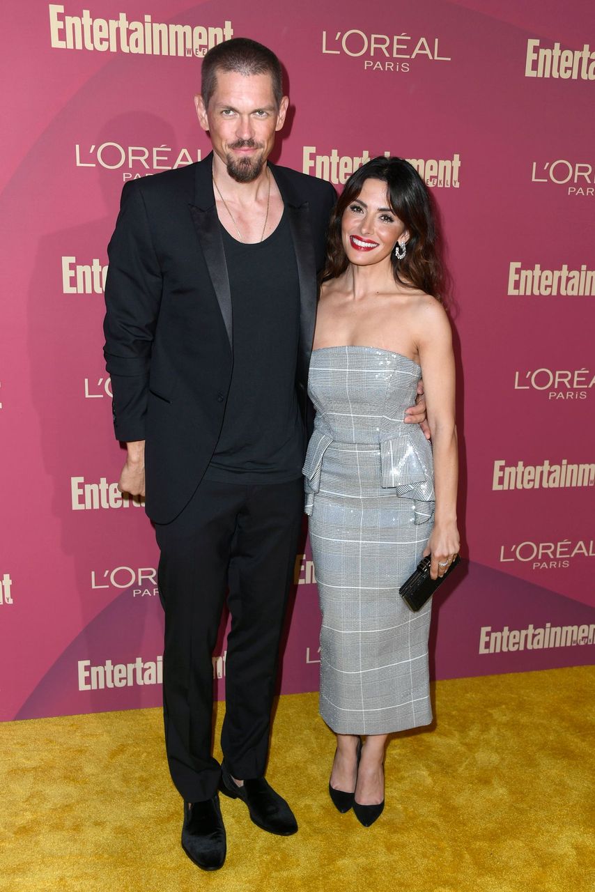 Steve Howey and Sarah Shahi attend the 2019 Entertainment Weekly Pre-Emmy Party at Sunset Tower on September 20, 2019 in Los Angeles, California. | Source: Getty Images