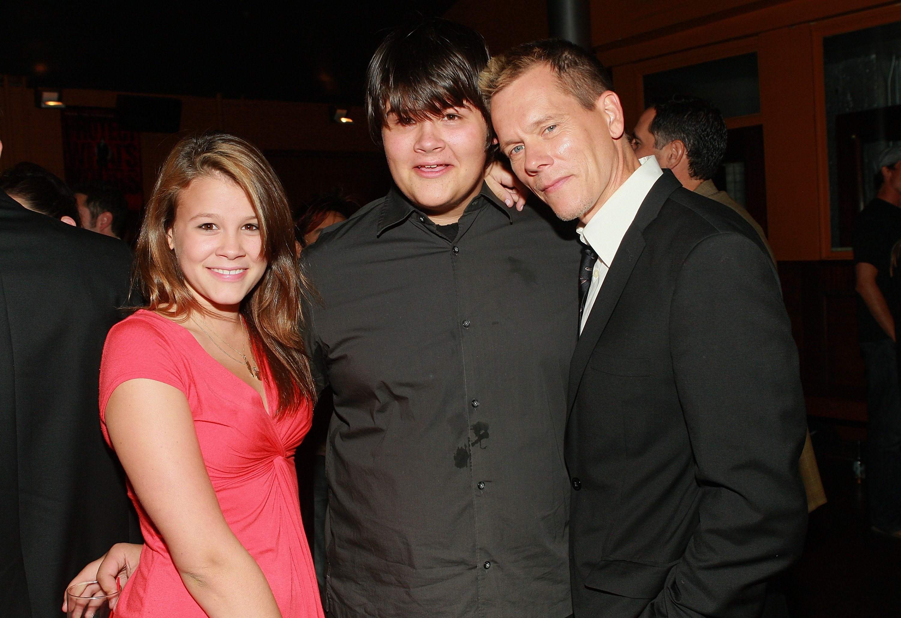 Actor Kevin Bacon (R) and children Sosie and Travis attend the "Death Sentence" premiere after party at the Tribeca Cinemas, August 28, 2007 in New York City. | Source: Getty Images