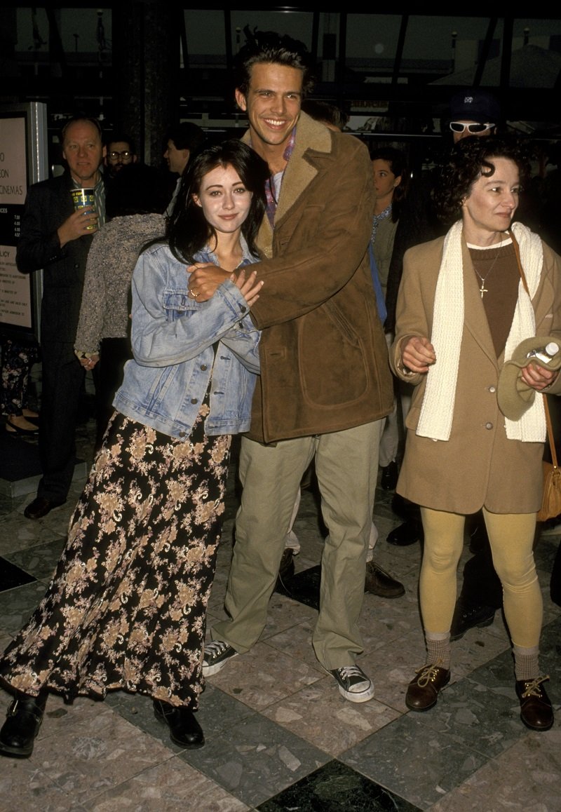 Shannen Doherty and Ashley Hamilton in December 1993 | Photo: Getty Images