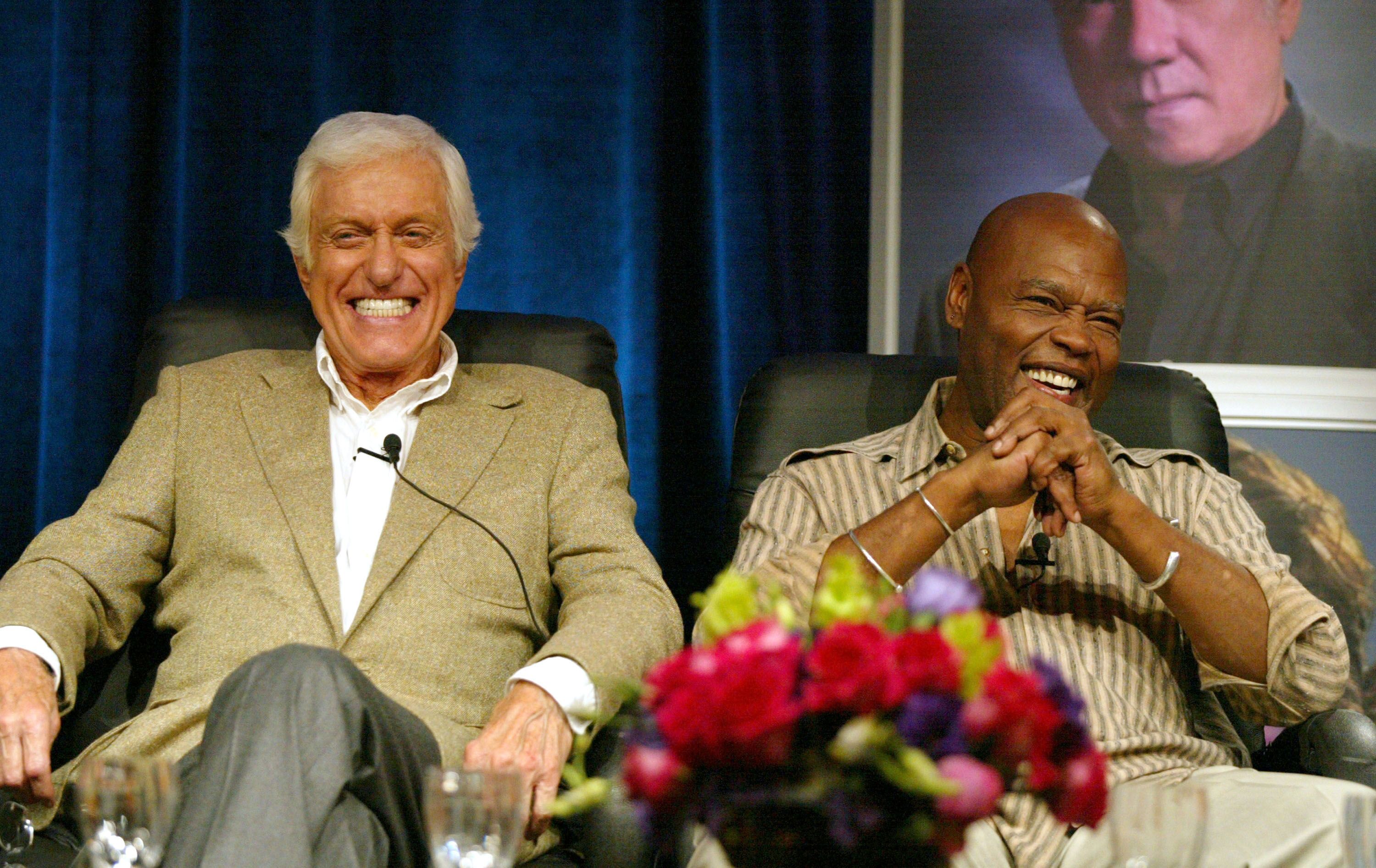 Dick Van Dyke and Georg Stanford Brown at a Hallmark Channel presentation on July 16, 2005 in Beverly Hills | Photo: Getty Images