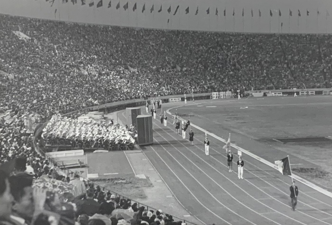 Tokyo Olympic Closing Ceremony 1964 | Source: Wikimedia Commons