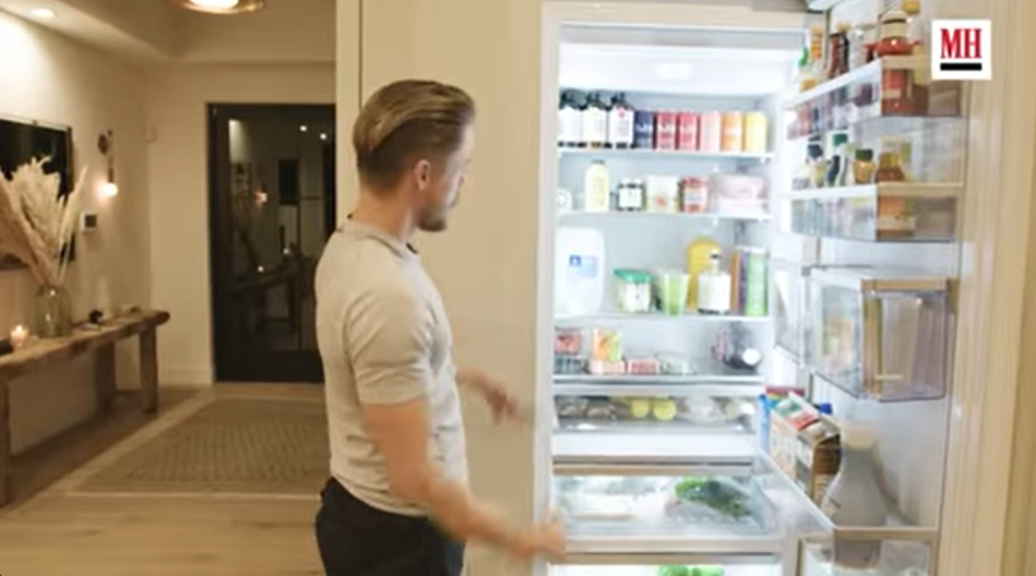 Derek Hough's Los Angeles home from a video dated February 18, 2020 | Source: youtube.com/@menshealthmag
