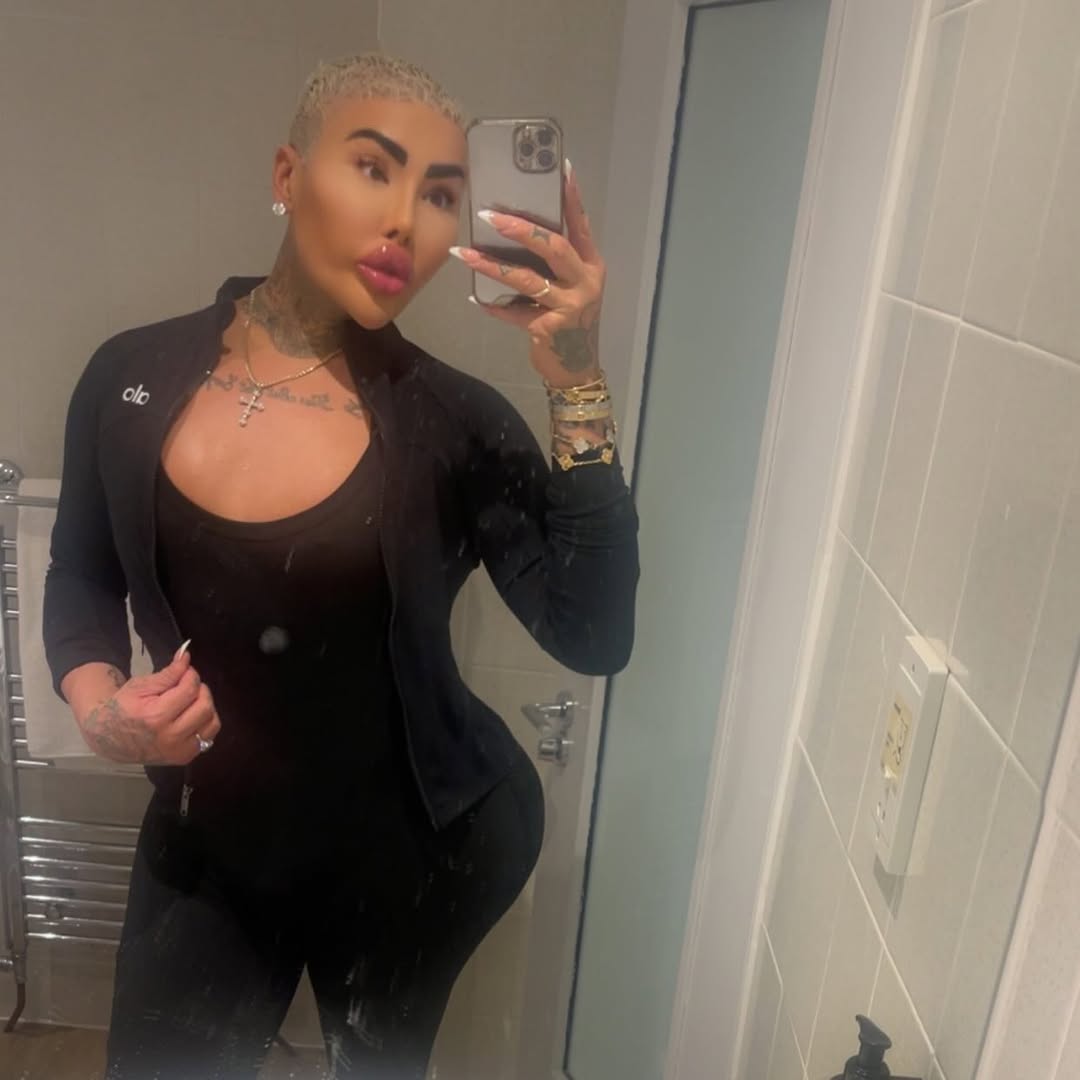 Jordan James Parke poses for a mirror selfie, shared on 29 June 2025. | Source: Instagram/jordanjamesparke2