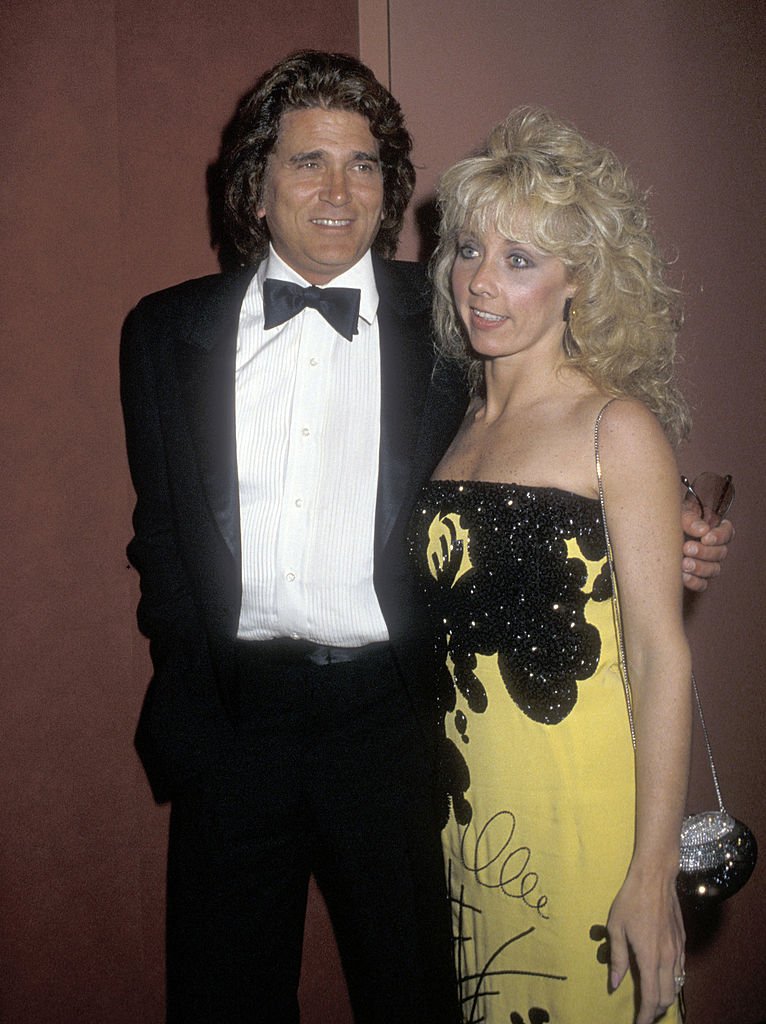 Michael Landon und Ehefrau Cindy Landon bei den 35. jährlichen Eddie Awards der American Cinema Editors (ACE) am 23. März 1985 in Beverly Hills | Quelle: Getty Images