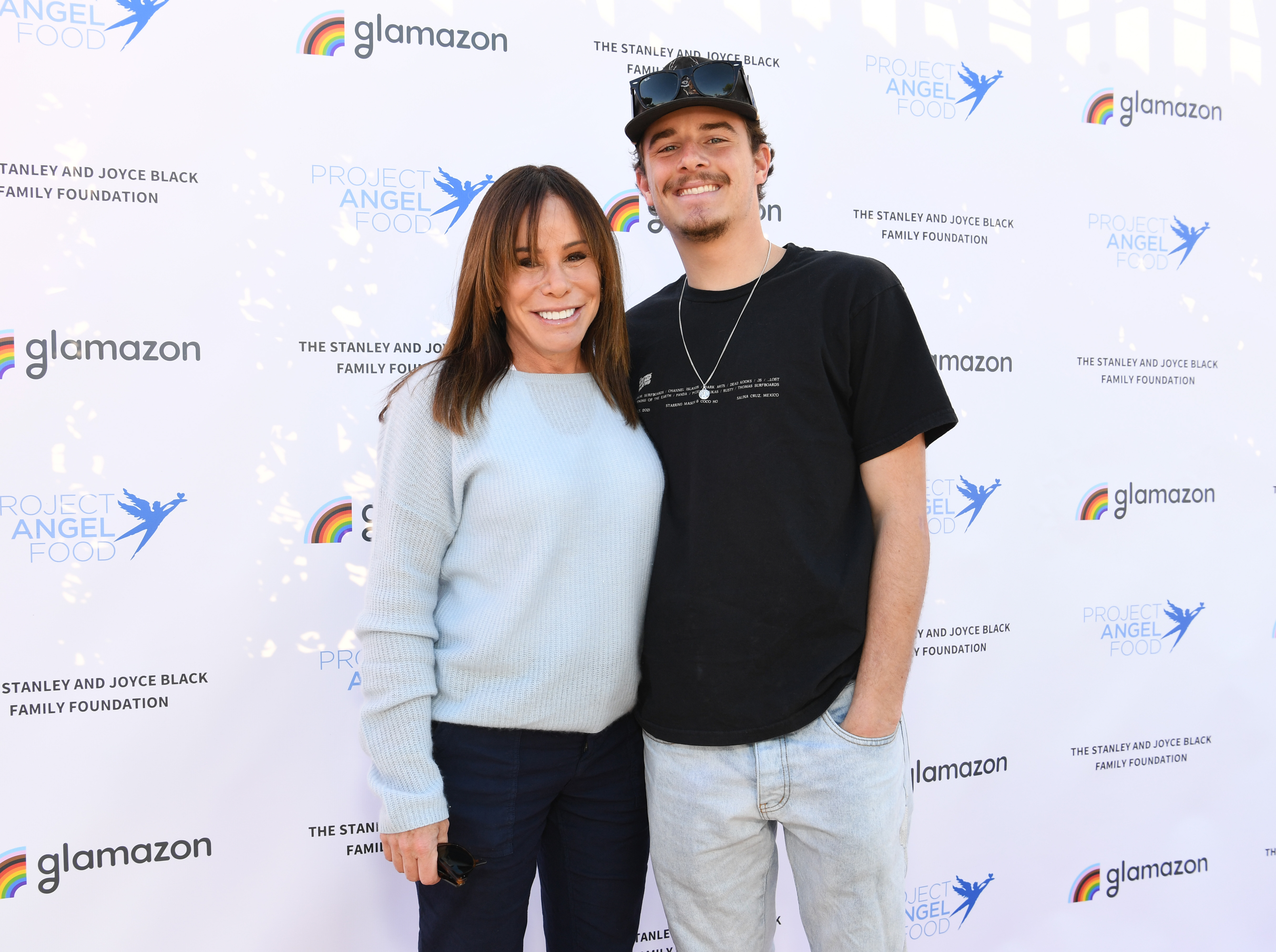 Melissa Rivers and Edgar Endicott attend Lisa Rinna Joins Celebs Volunteering In Project Angel Food Kitchen on Thanksgiving at Project Angel Food on November 24, 2022, in Los Angeles, California | Source: Getty Images