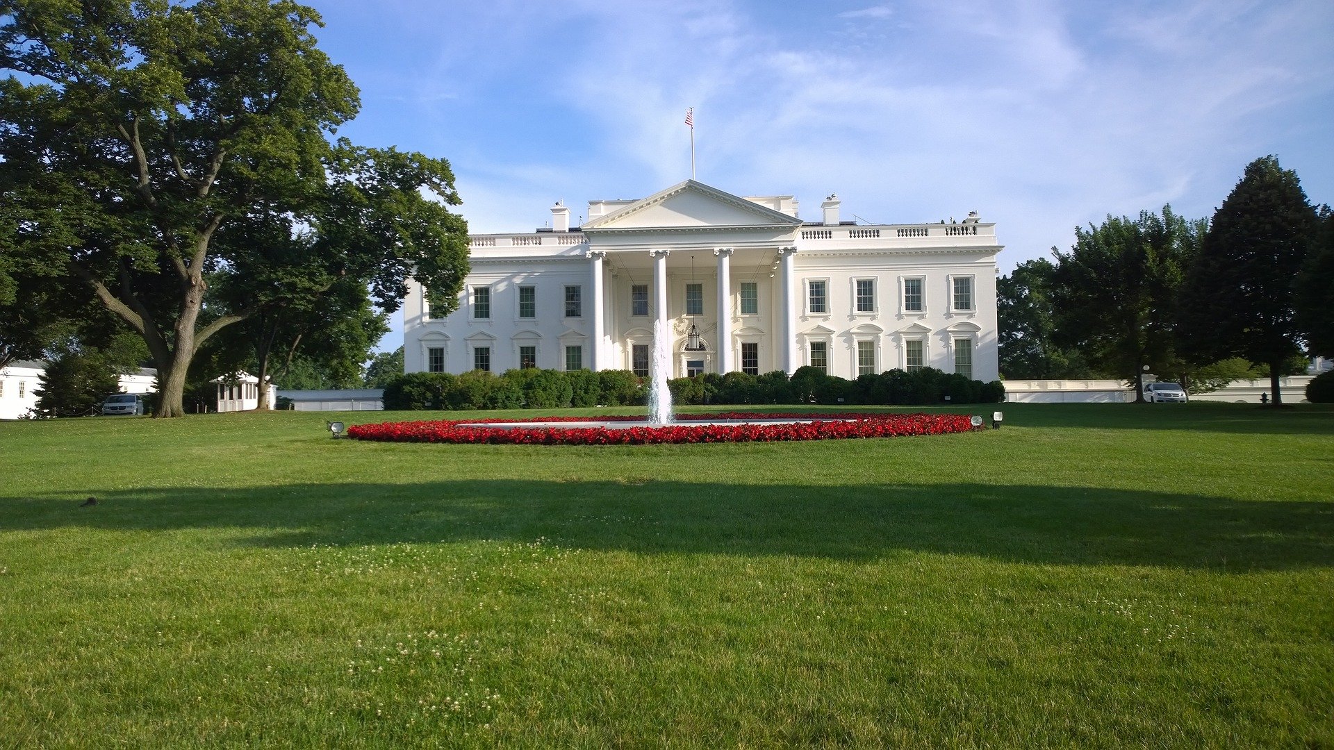 The US President could not believe any house could be bigger than the White House. | Photo: Pixabay/MotionStudios