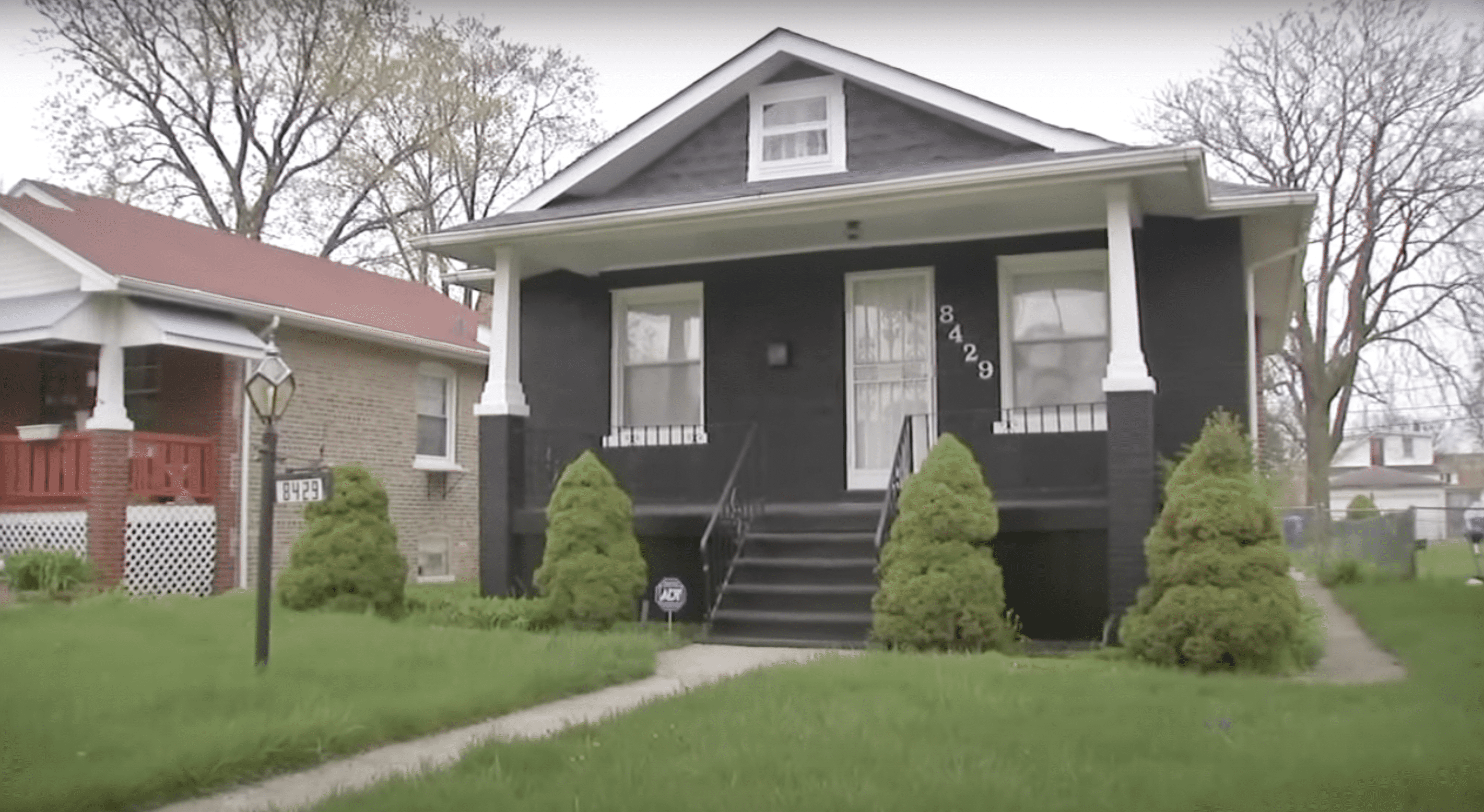 Danielle Cruz's home in the Chatham neighborhood. | Source: YouTube.com/ABC 7 Chicago
