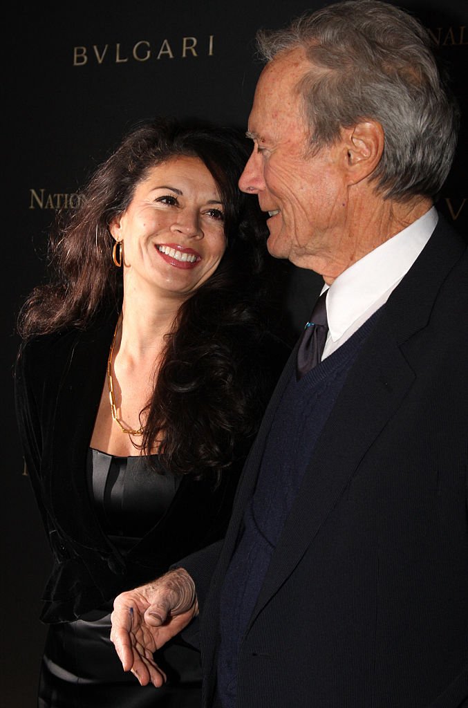 Dina Eastwood and Clint Eastwood arrive at the 2008 National Board of Review awards gala at Cipriani on January 14, 2009. | Source: Getty Images