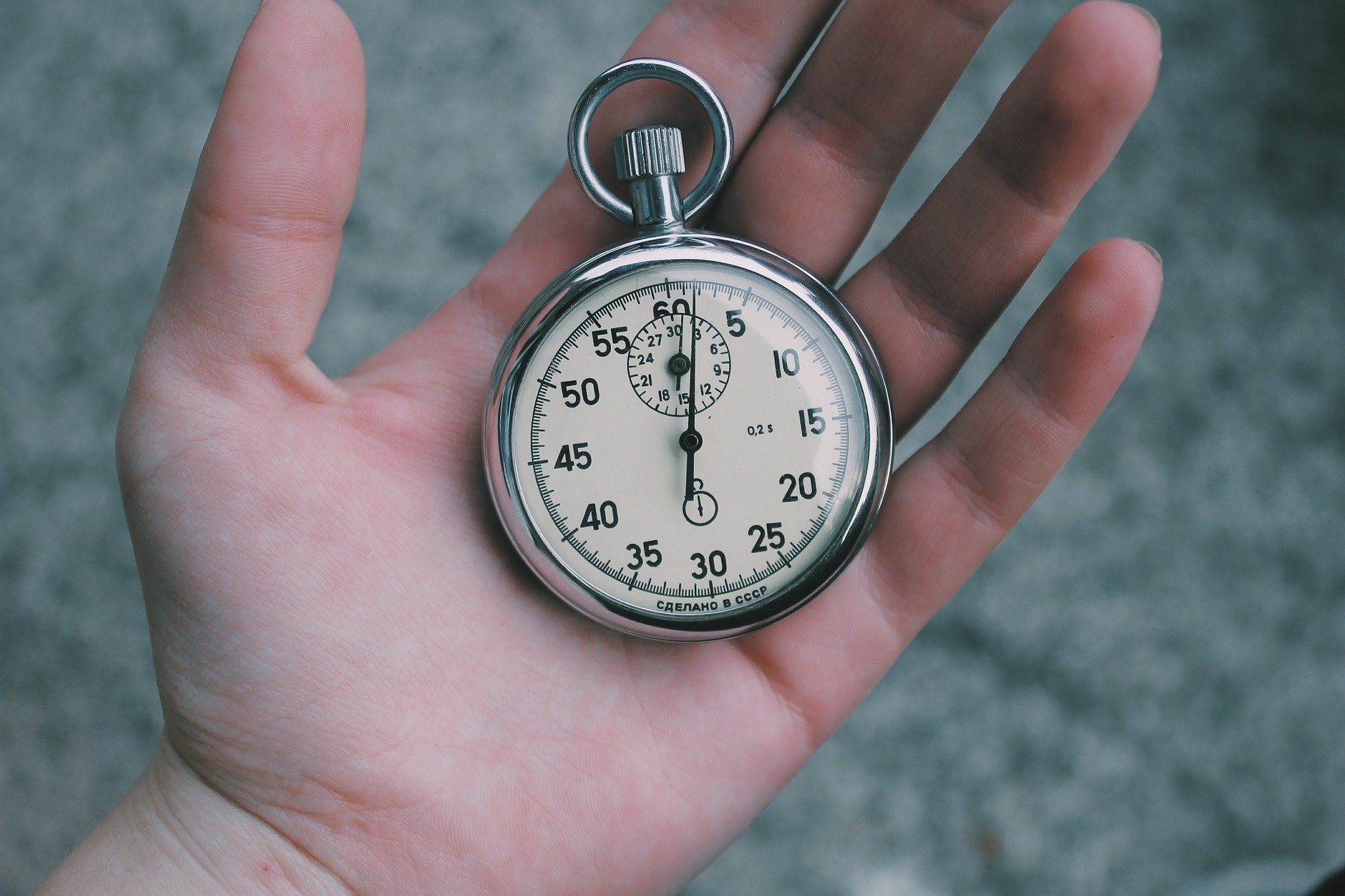 A stopwatch. | Source: Pixabay.