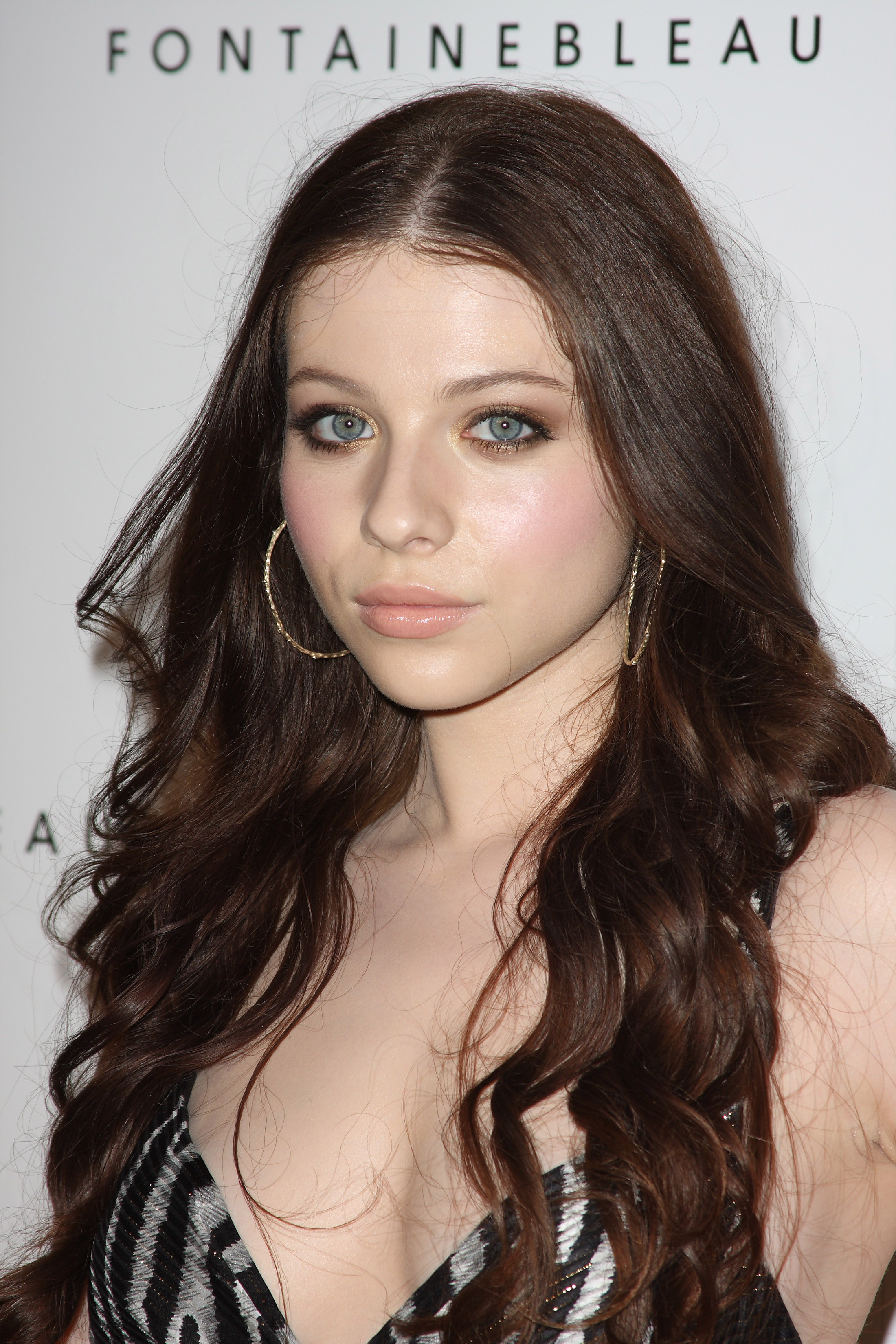 Michelle Trachtenberg arrives at the grand opening of Fontainebleau Miami Beach on November 14, 2008, in Miami Beach, Florida. | Source: Getty Images