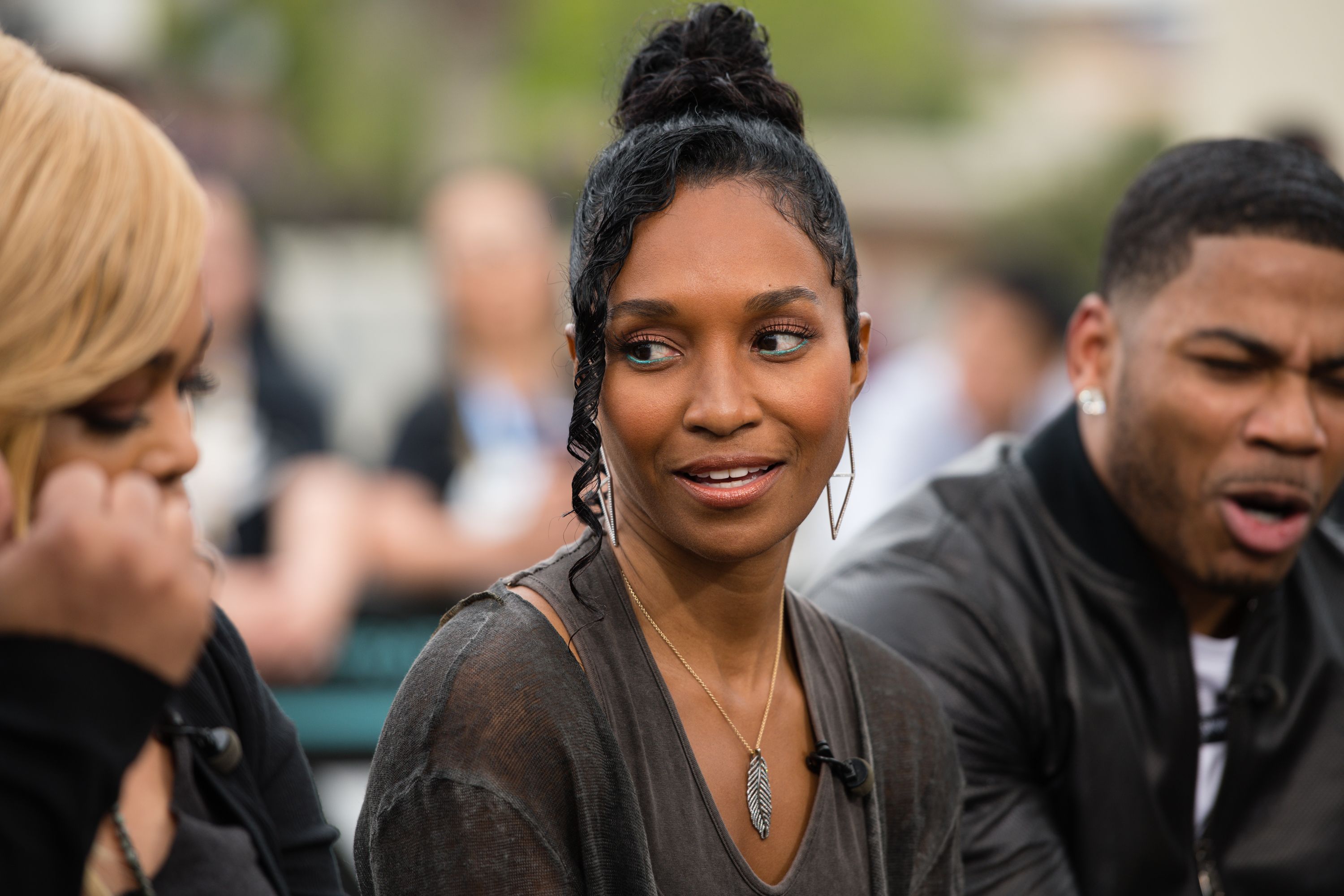 Rozonda 'Chilli' Thomas drops by "Extra" at Universal Studios Hollywood on May 15, 2019, in Universal City, California. | Source: Getty Images