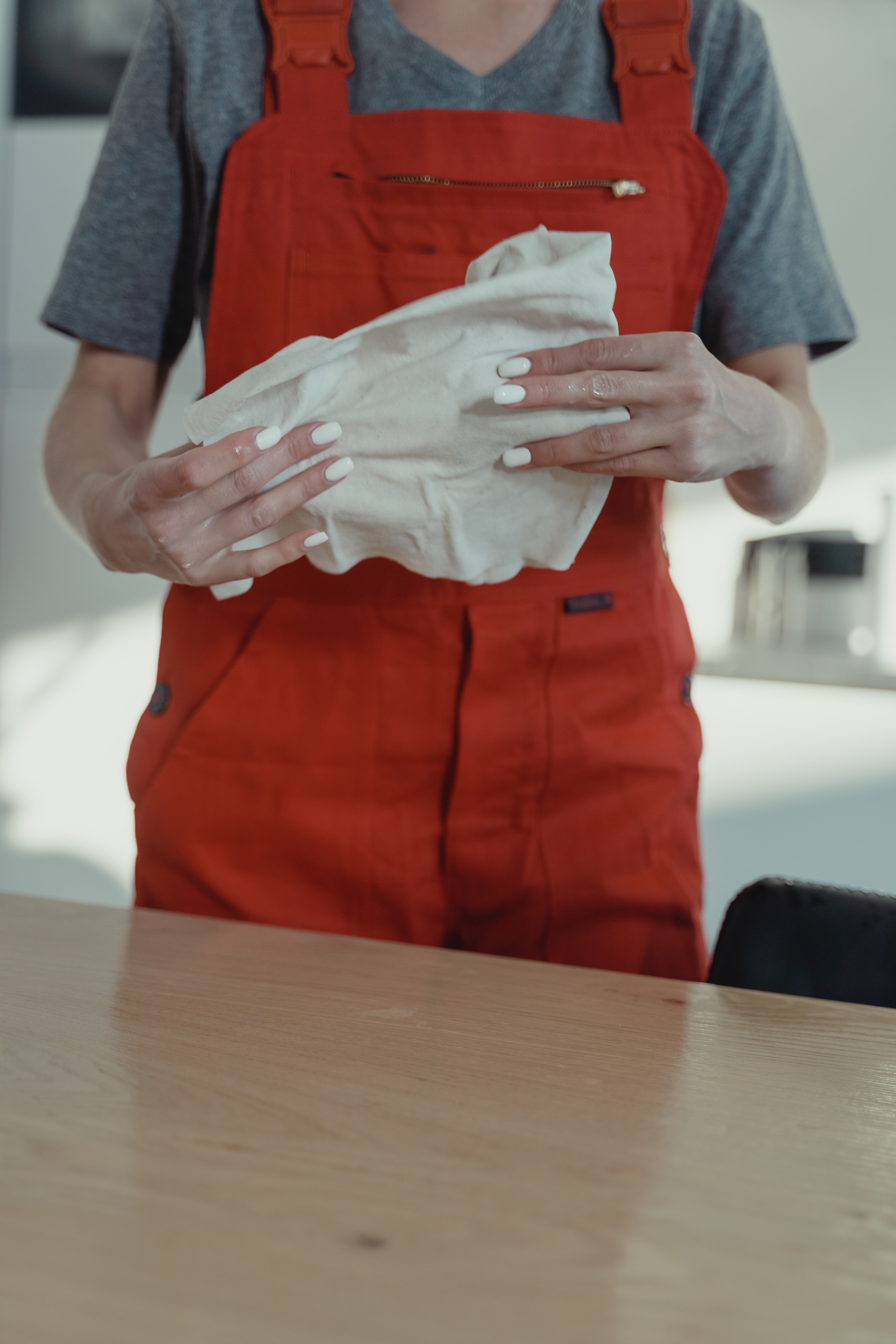 Brian mocked the cleaning lady. | Source: Pexels