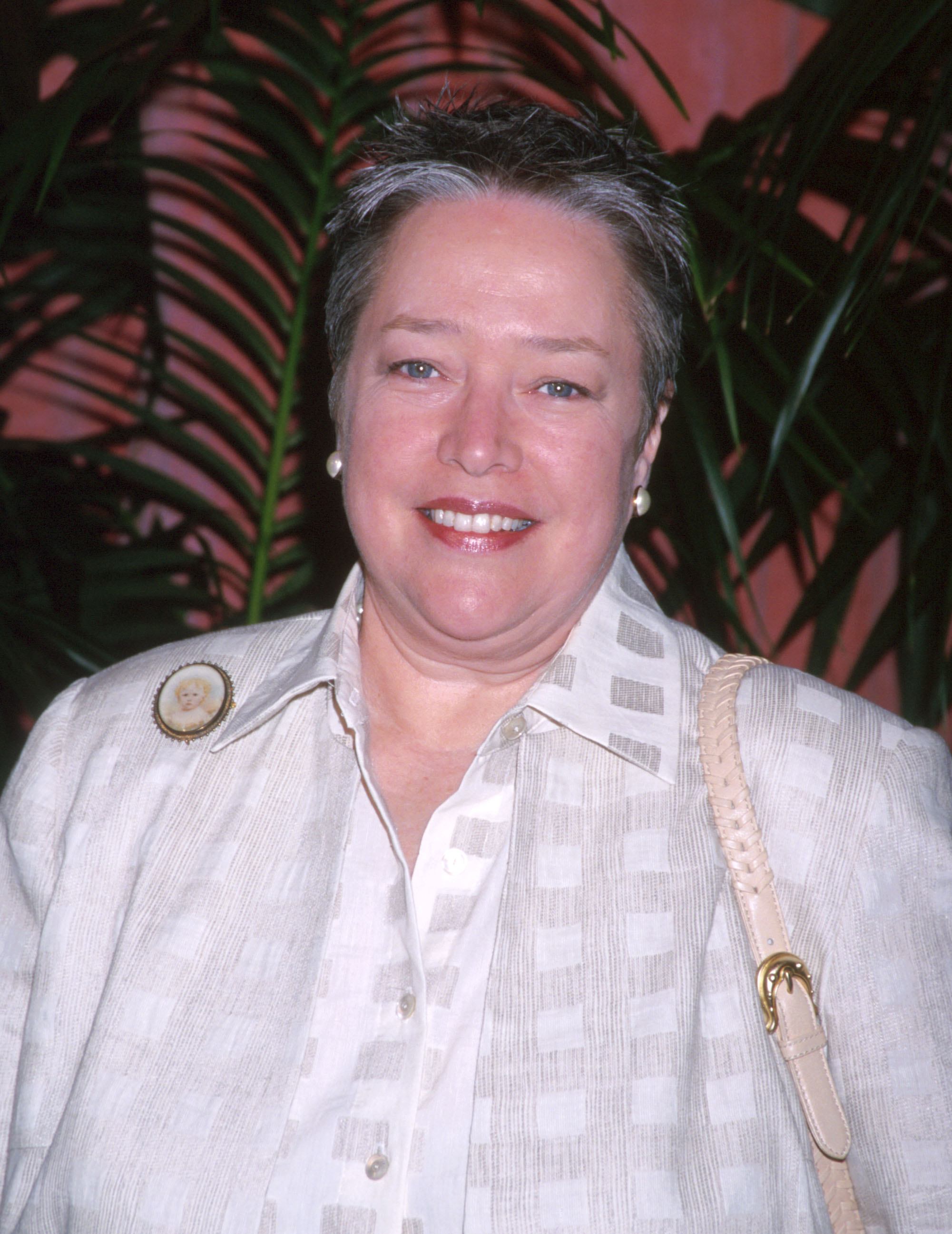 Kathy Bates during The 73rd Annual Academy Awards - Nominees Luncheon at Beverly Hilton Hotel in California on March 12, 2001. | Source: Getty Images