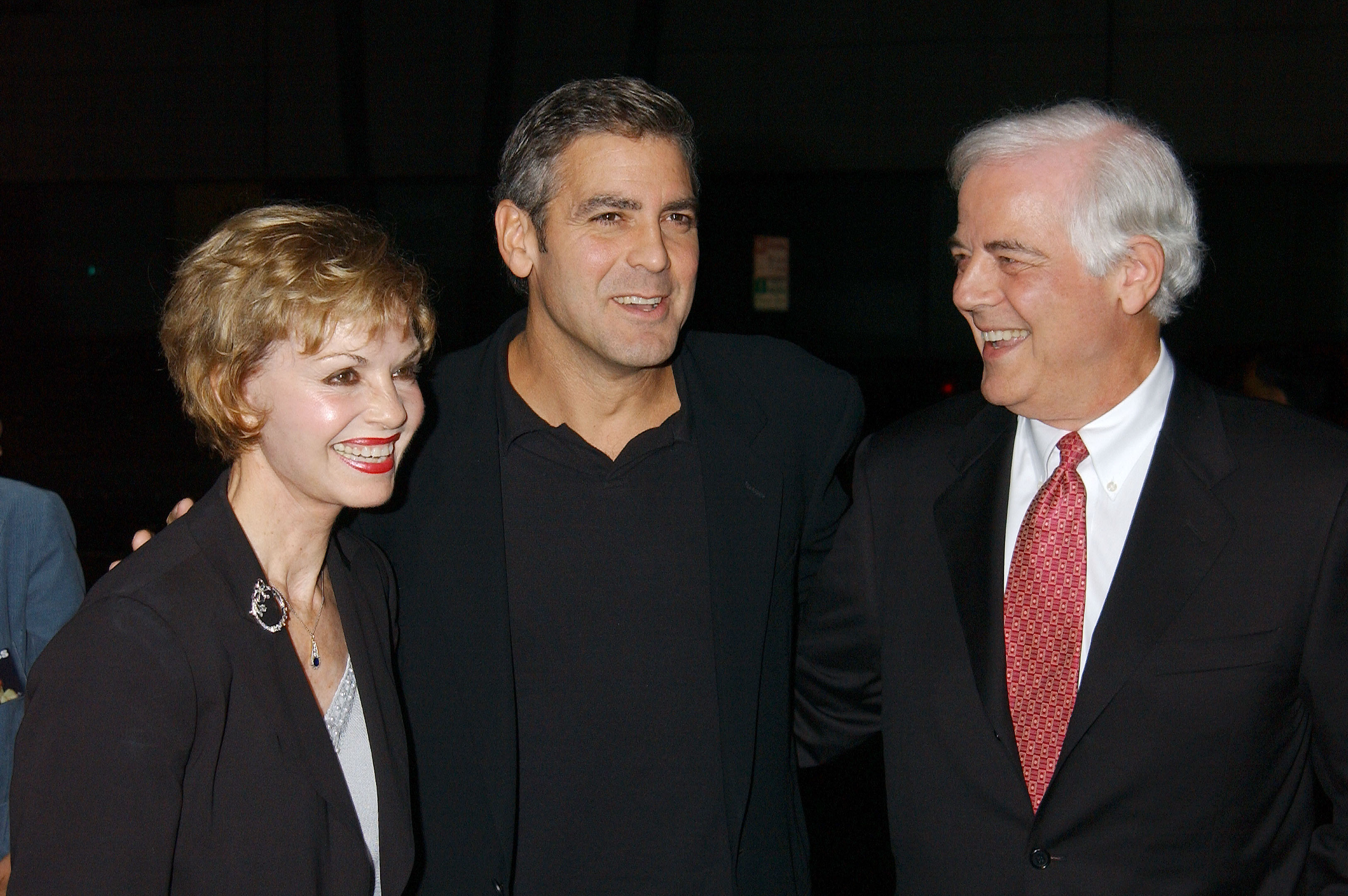 George Clooney with his parents, Nina and Nick Clooney, circa September 2003 | Source: Getty Images