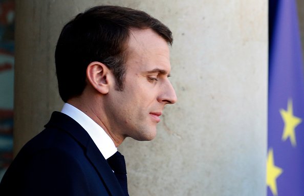 Le président français Emmanuel Macron reçoit la chancelière allemande Angela Merkel au Palais de l'Elysée à Paris | Photo / Getty Images