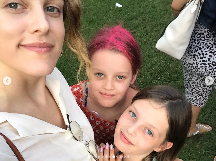 Riley Keough with twins Harper and Finley Lockwood, posted in October 2024 | Source: Instagram.com/rileykeough