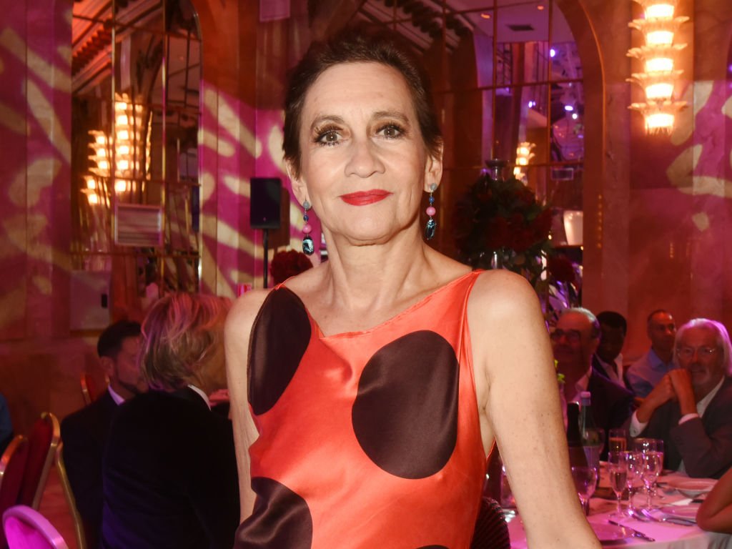Caroline Loeb assiste à la cérémonie "Les Etoiles D'Or 2019" et au 21ème anniversaire de Cite Stars au Salons Hoche le 20 octobre 2019. | Photo : Getty Images