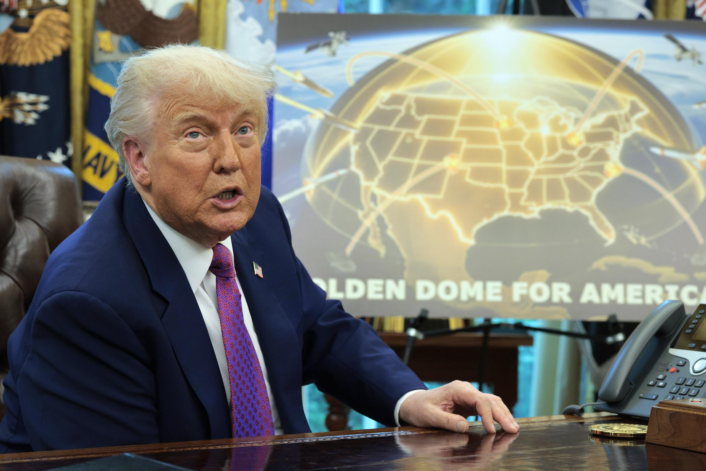 Donald Trump explains the proposed "Golden Dome" missile defense system on May 20, 2025 | Source: Getty Images