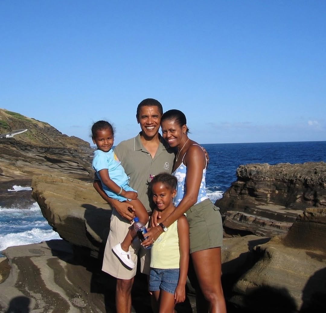 Michelle and Barack Obama with their daughters from a post dated August 4, 2020. | Source: Instagram/michelleobama