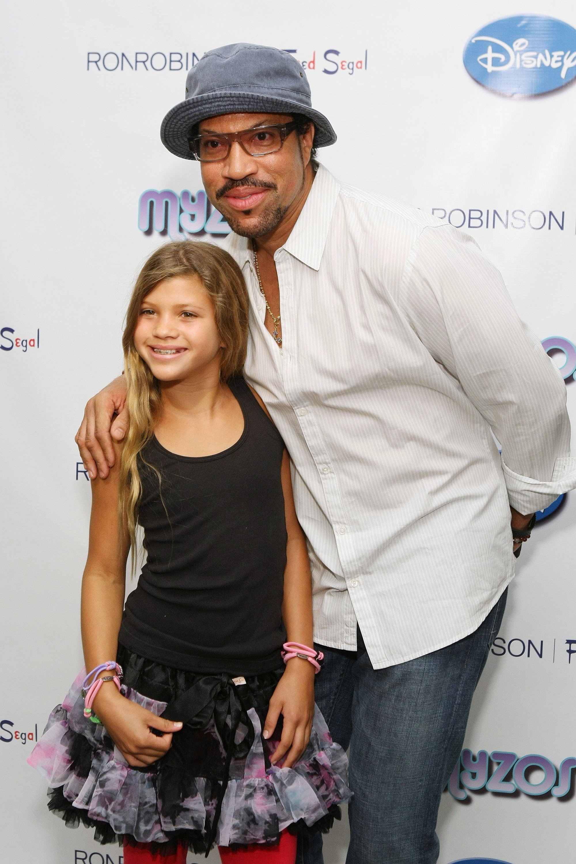Throwback picture of Lionel Richie and his daughter Sofia Richie on August 22, 2009 in Santa Monica, California. | Source: Kristian Dowling/Getty Images