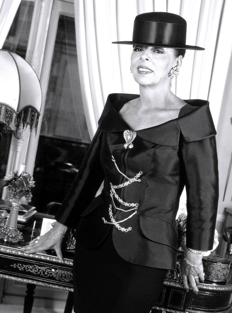 Macha Beranger pose lors d'une séance de portrait à Paris, France, le 24/04/1997. | Photo : Getty Images