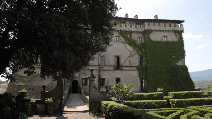 The Ruspoli's castle in Italy | Photo: YouTube/Cargo Film & Releasing