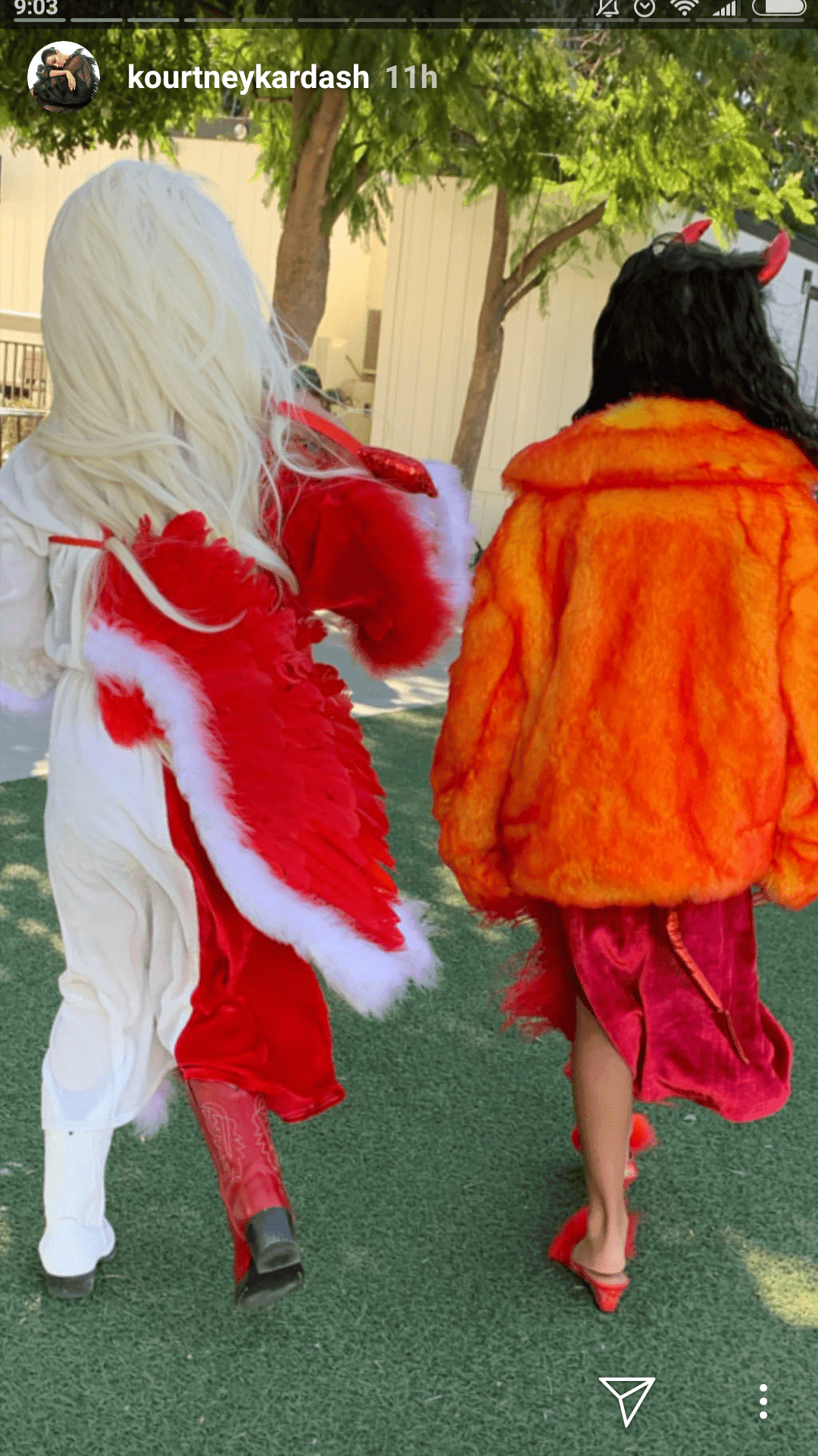 Penelope Disick goes and an angel/devil and North West dresses as a devil for Halloween | Source: instagram.com/kourtneykardash