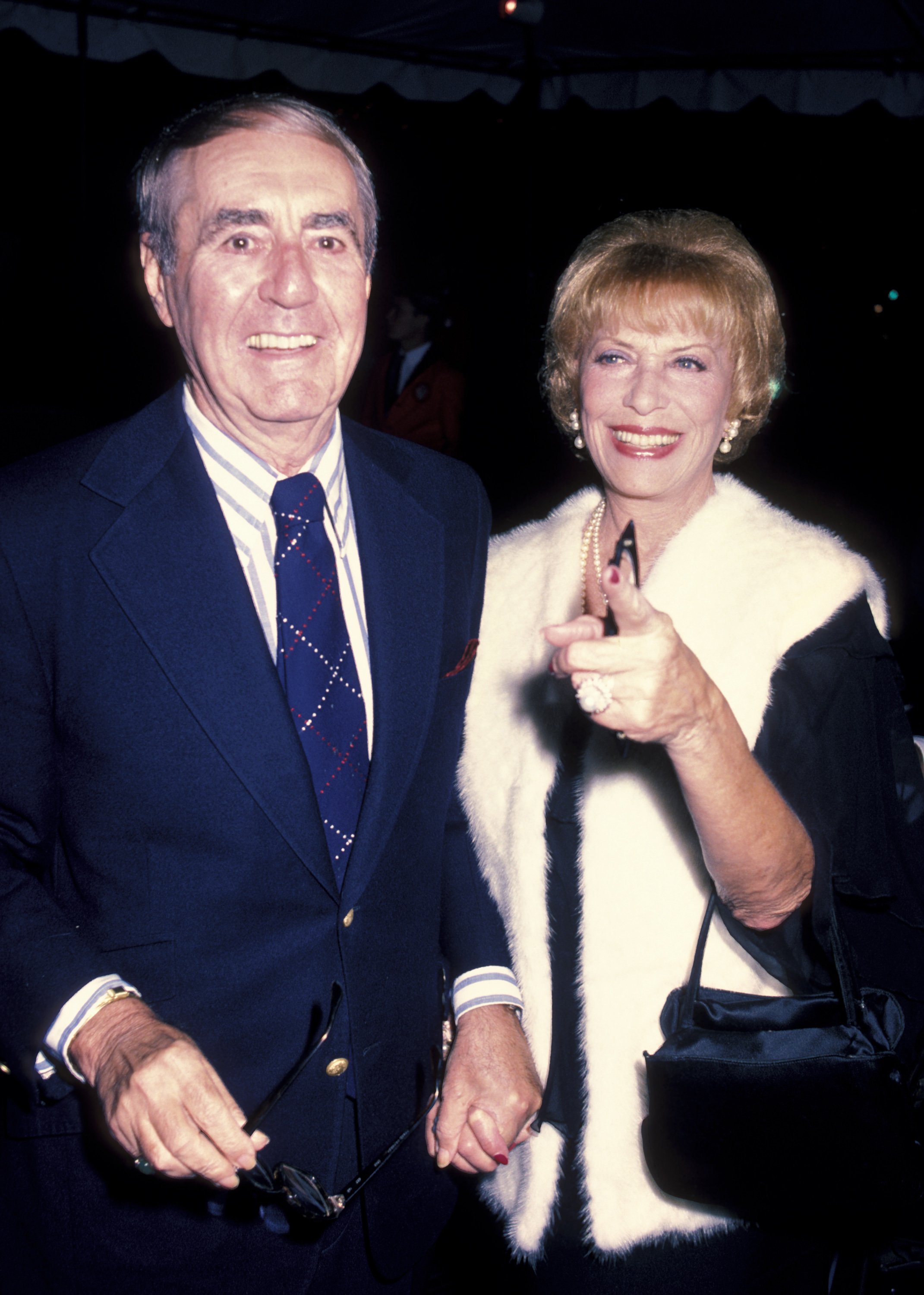 Jim Backus and his wife Henny outside Chasen's Restaurant on November 11, 1983, in Beverly Hills, California. | Source: Getty Images