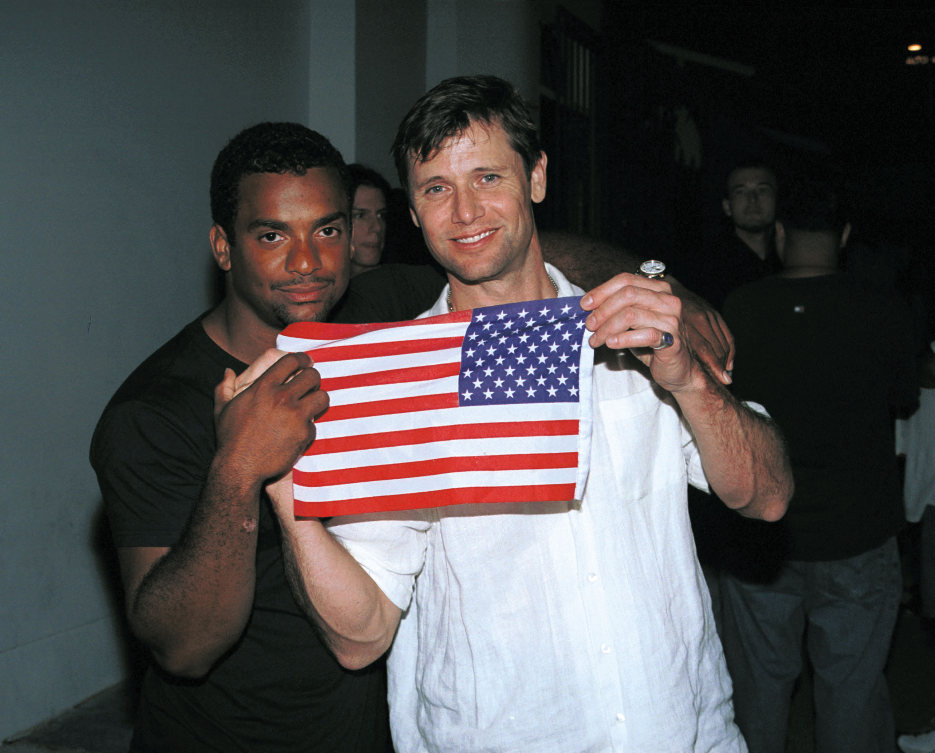 The actor is photographed with fellow actor, Alonso Ribeiro, on October 1, 2001 | Source: Getty Images