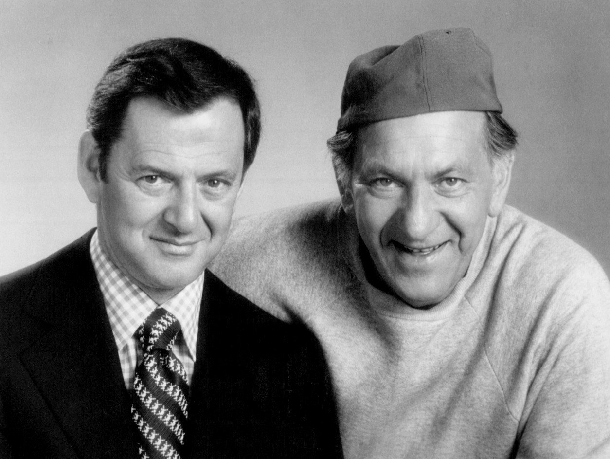 Tony Randall and Jack Klugman from the television series "The Odd Couple." | Source: Wikimedia Commons