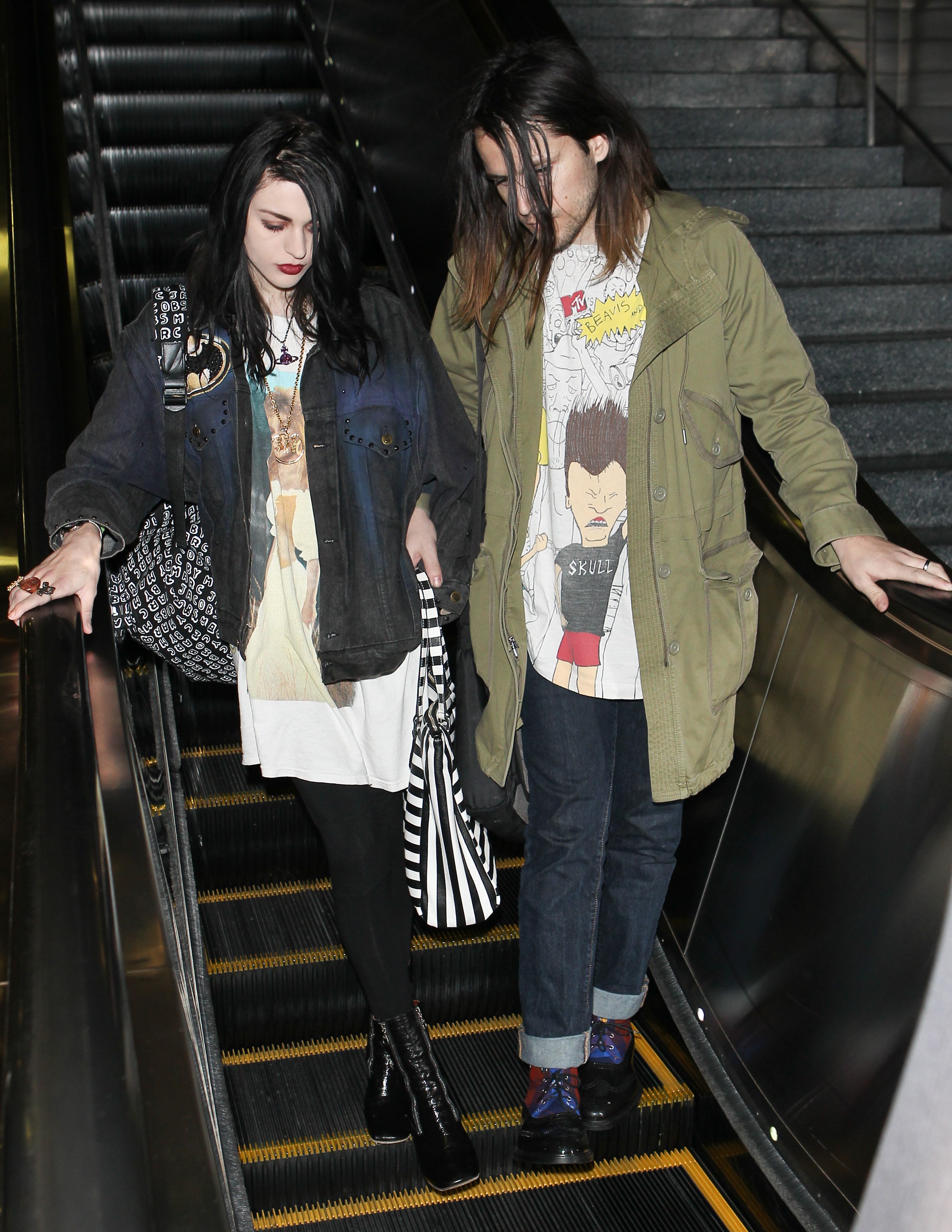 Frances Cobain and Isaiah Silva at LAX on January 26, 2015, in Los Angeles, California. | Source: Getty Images