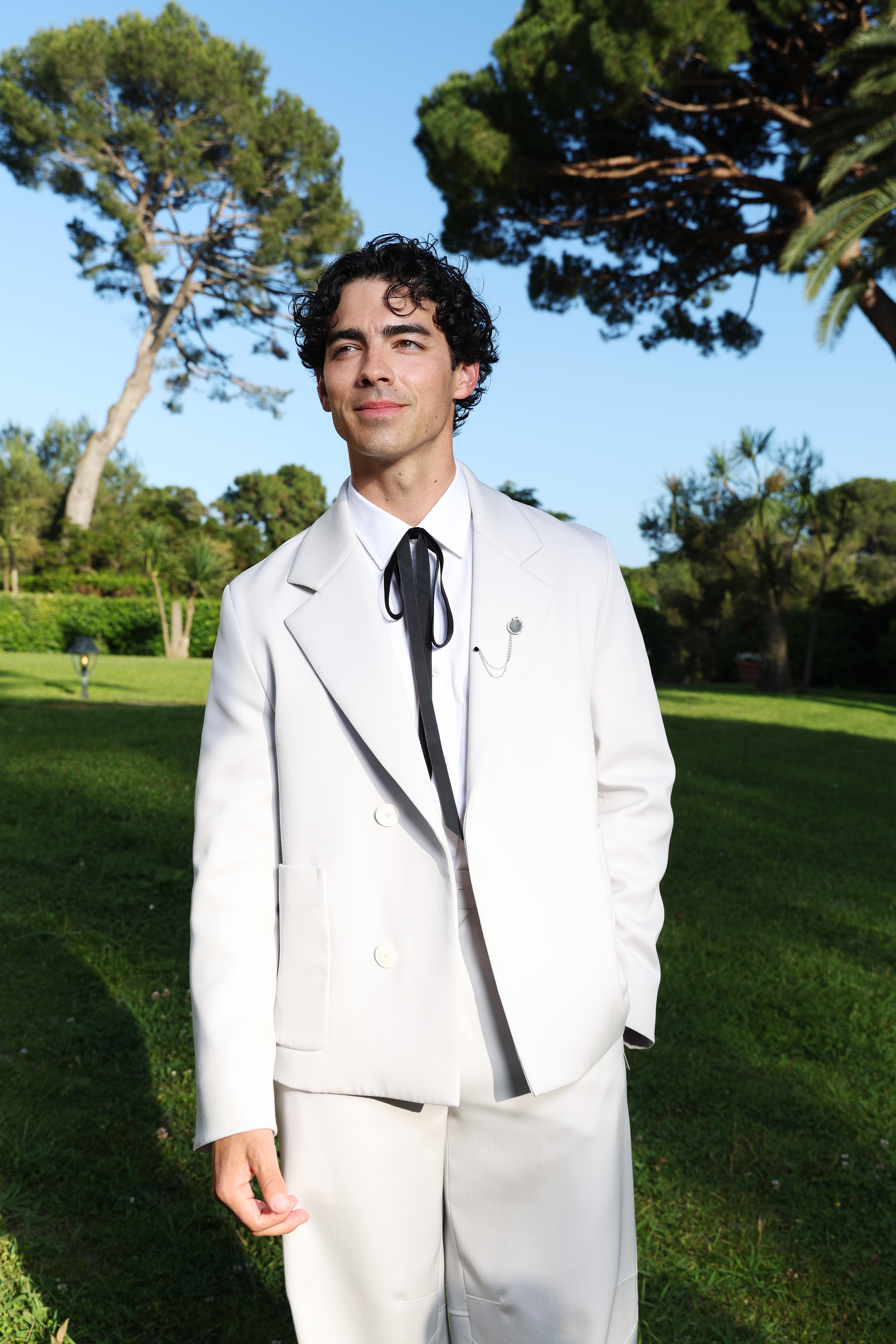 Joe Jonas attends the amfAR Cannes Gala 30th edition in Cap d'Antibes, South of France, on May 23, 2024 | Source: Getty Images