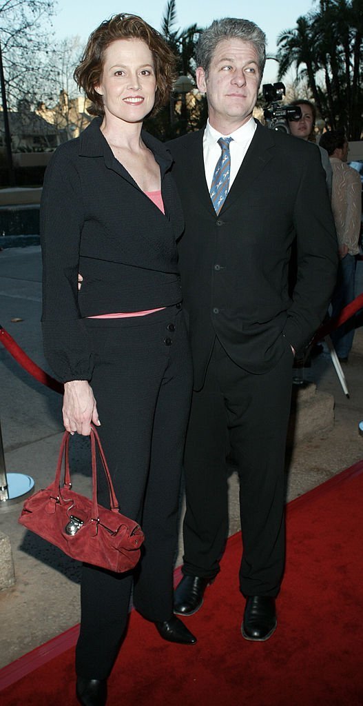 Sigourney Weaver and her husband Tim Simpson. I Image: Getty Images.