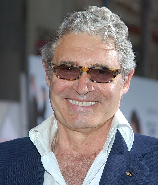 Michael Nouri at the premiere for "The Proposal." | Source: Wikimedia Commons