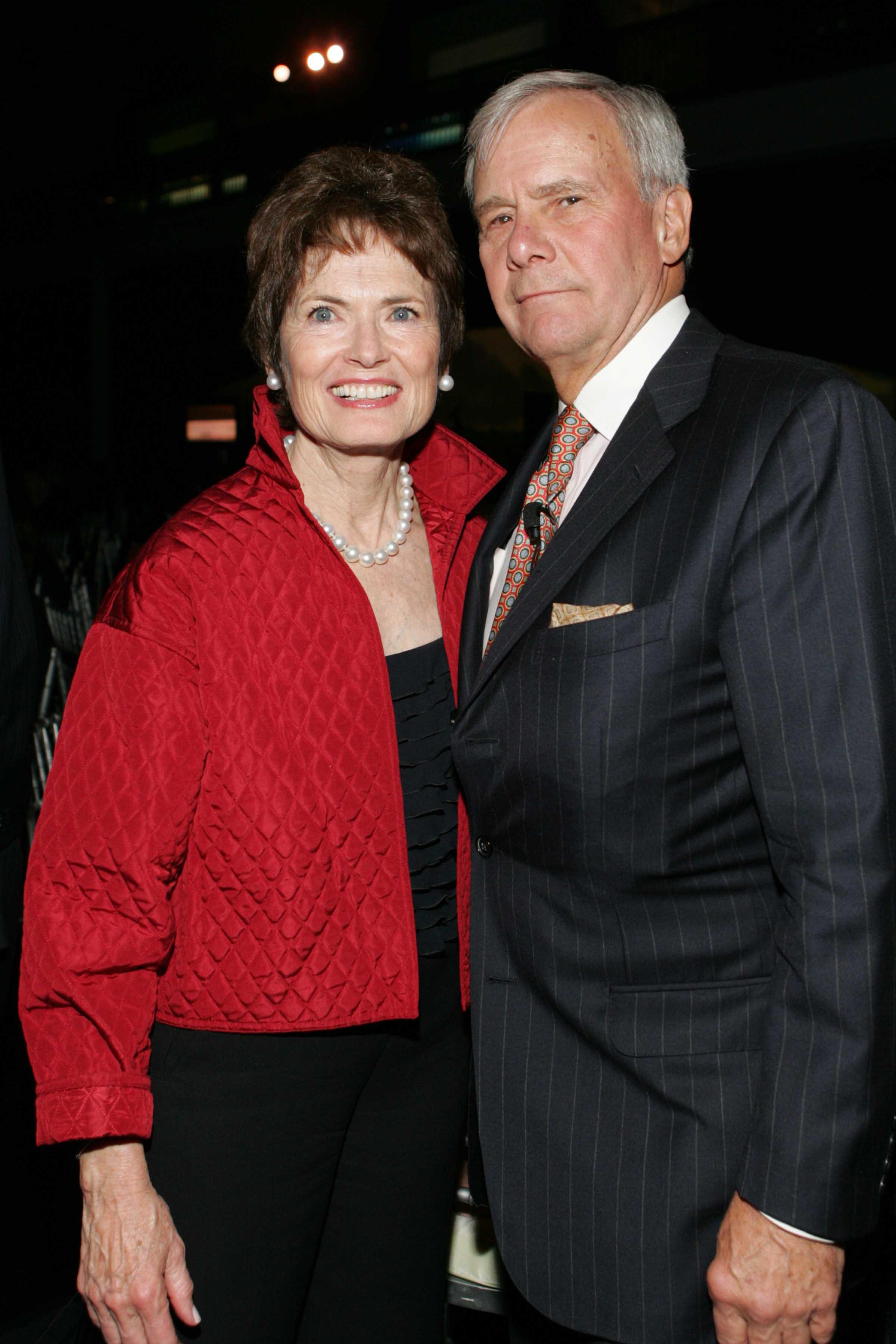 Meredith Auld and Tom Brokaw at Conservation International's 9th Annual New York Dinner on May 24, 2006, in New York City | Source: Getty Images