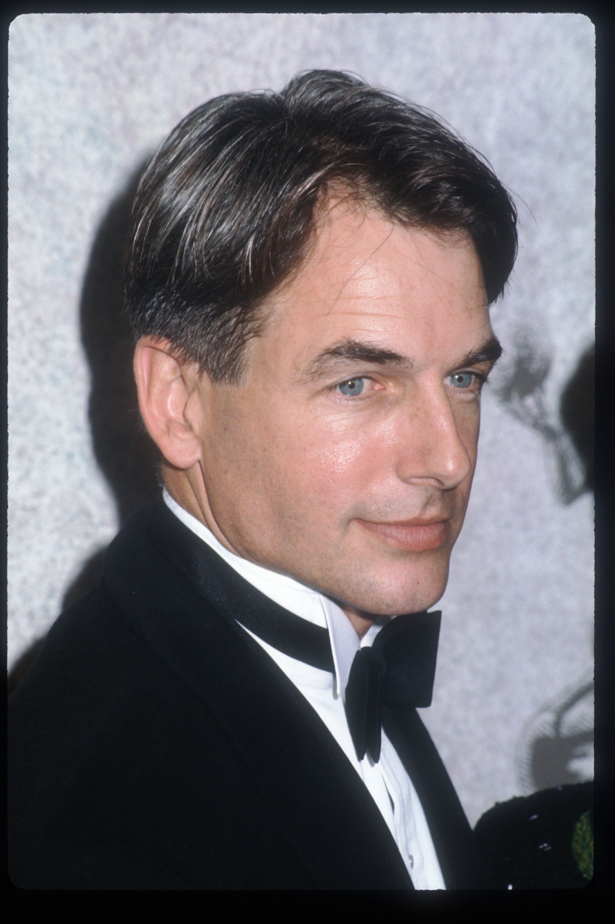 Mark Harmon poses in Los Angeles, California on December 6, 1992 | Photo: Getty Images