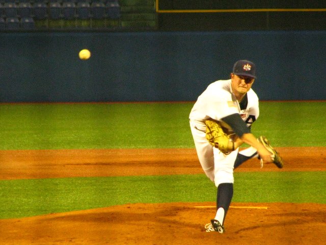 Gerrit Cole making a pitch on August 1, 2010 | Photo: Flickr/boomer-44