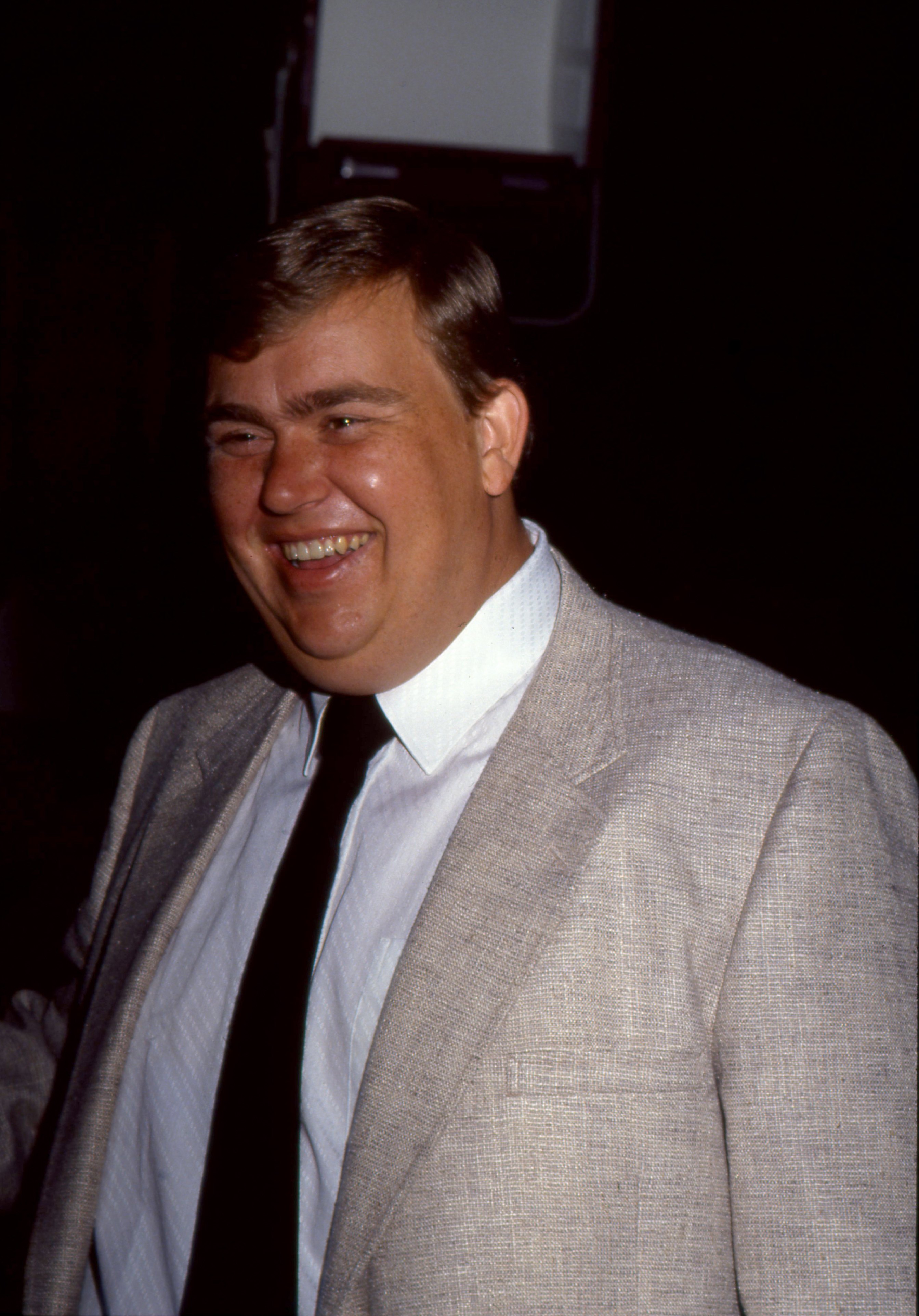 John Candy is at an event in Los Angeles, California on January 1, 1985 | Source: Getty Images