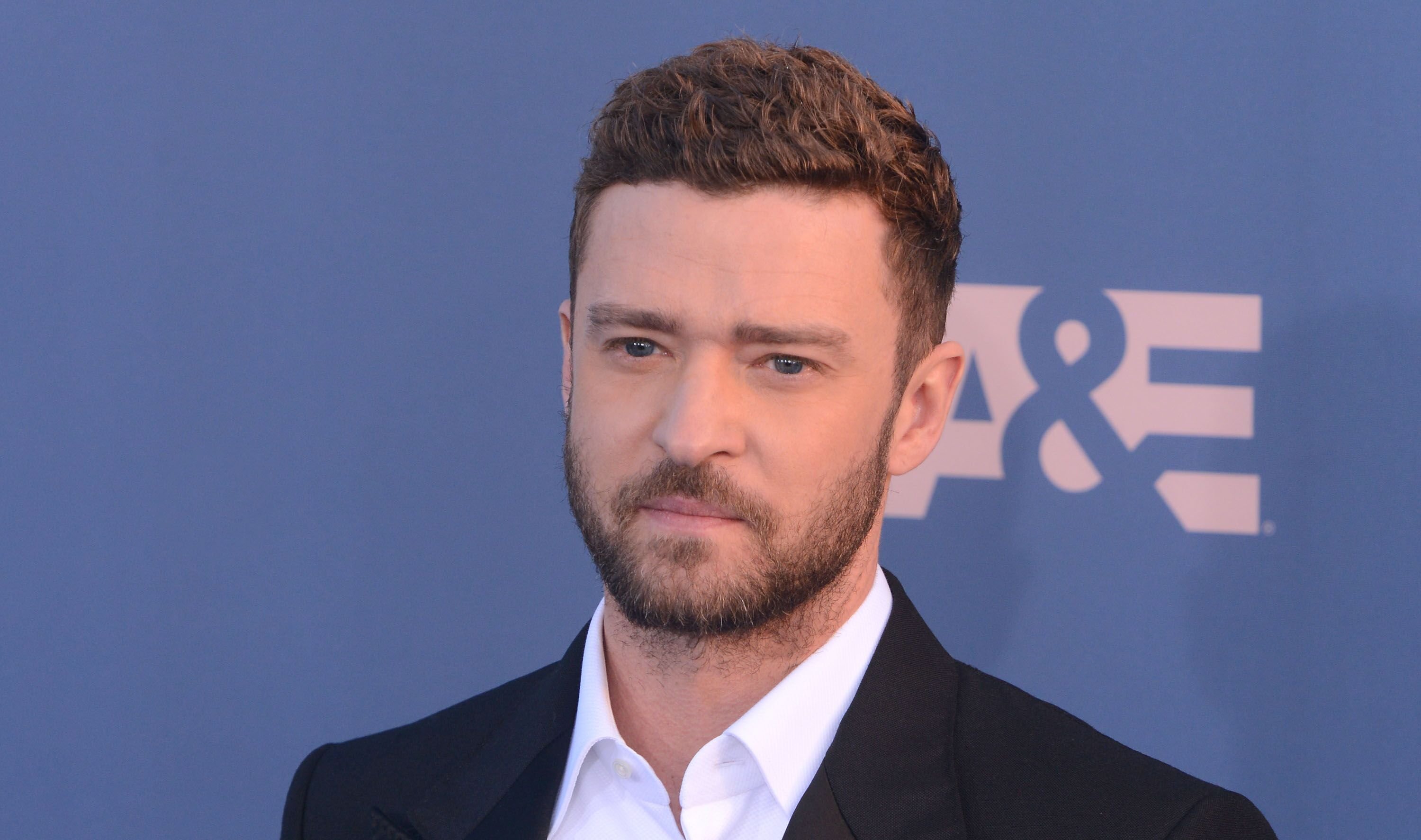 Justin Timberlake arrives at The 22nd Annual Critics' Choice Awards at Barker Hangar in Santa Monica, California. | Photo: Getty Images