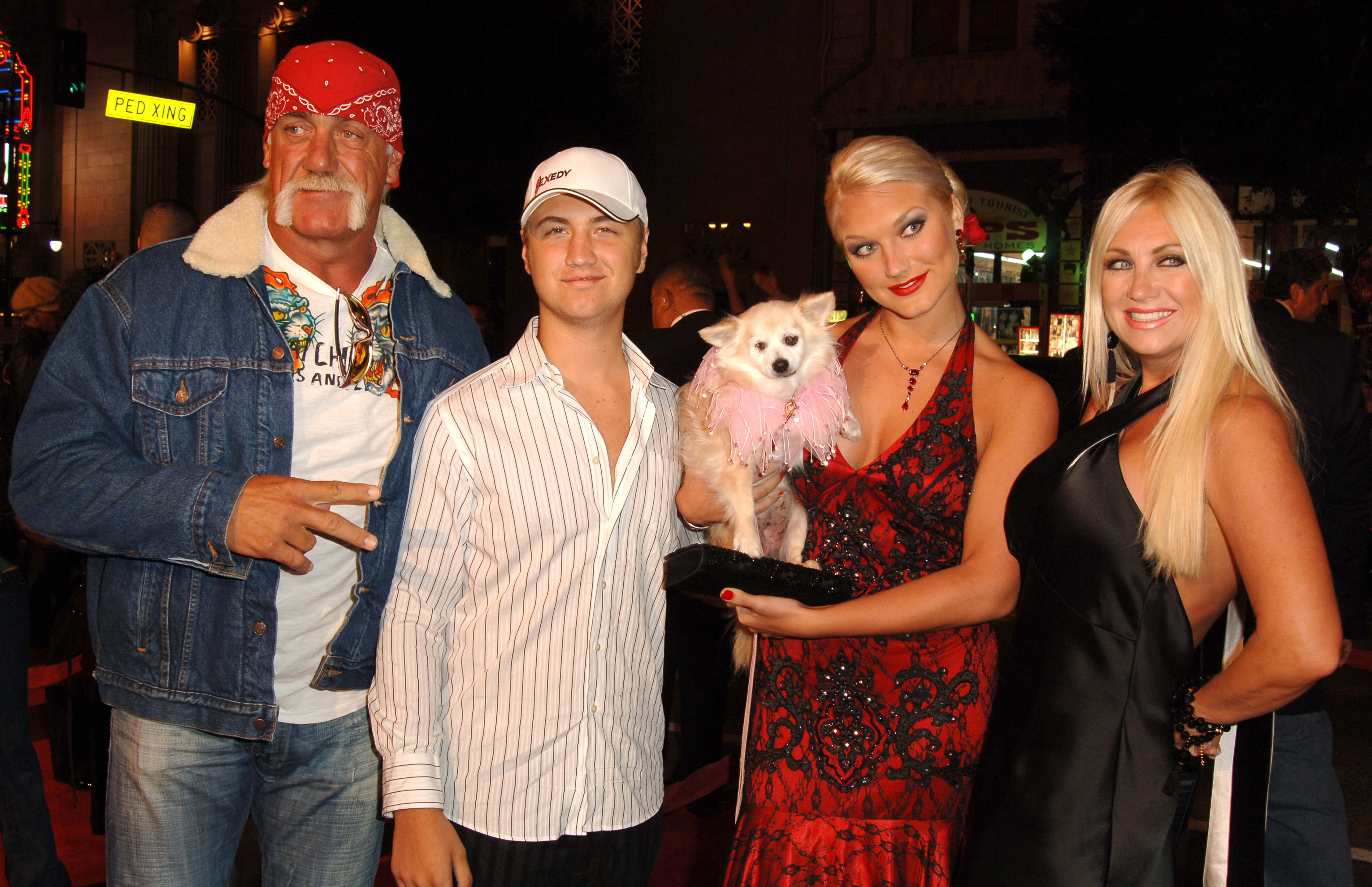 Hulk, Nick, Brooke, and Linda Hogan at the "Get Rich or Die Tryin'" Los Angeles premiere in 2005. | Source: Getty Images