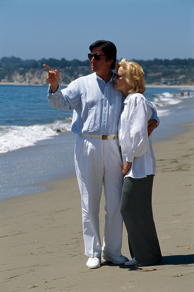 American producer Tony Scotti and his wife, French singer Sylvie Vartan, at their home in Los Angeles.  |  Photo: Getty Images