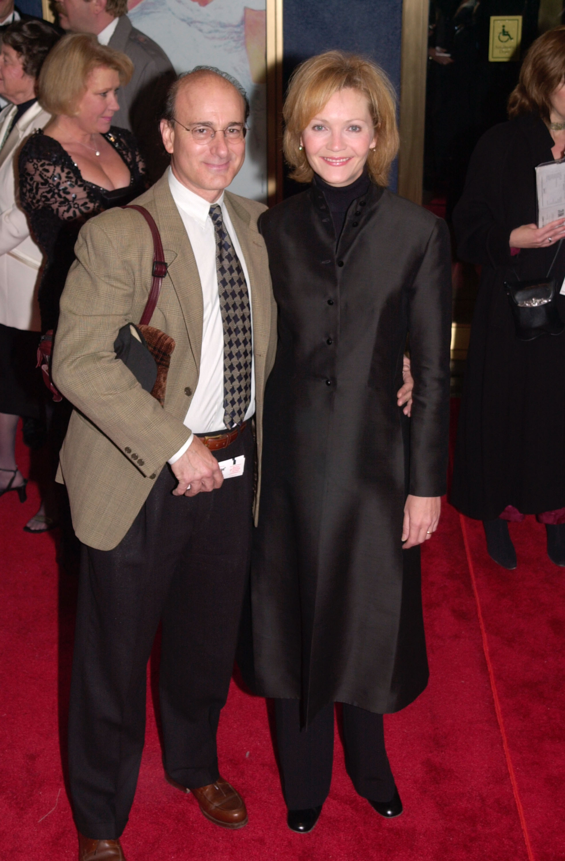 Joan Allen and her husband actor Peter Friedman arrive for the premiere of ''Mamma Mia' on' October 18, 2001 in New York | Source: Getty Images