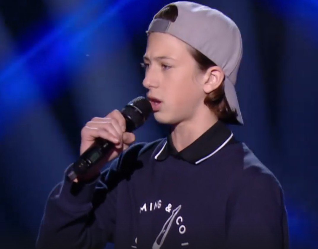 Esteban sur scène. l Source : TF1 Replay
